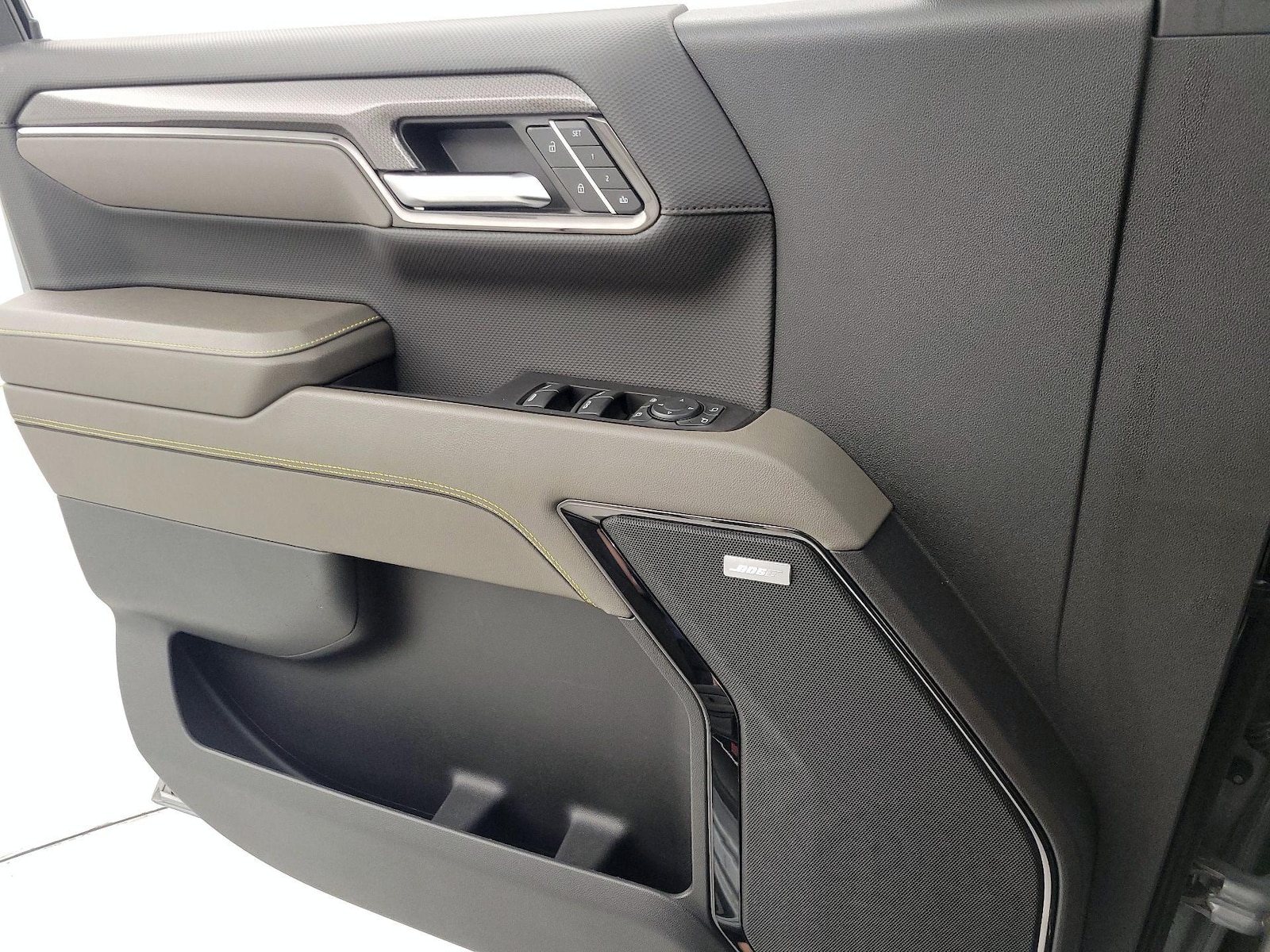 2023 Chevrolet Silverado 1500 ZR2 - Photo 13