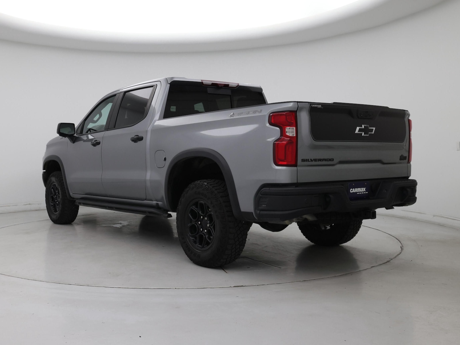 2023 Chevrolet Silverado 1500 ZR2 - Photo 3