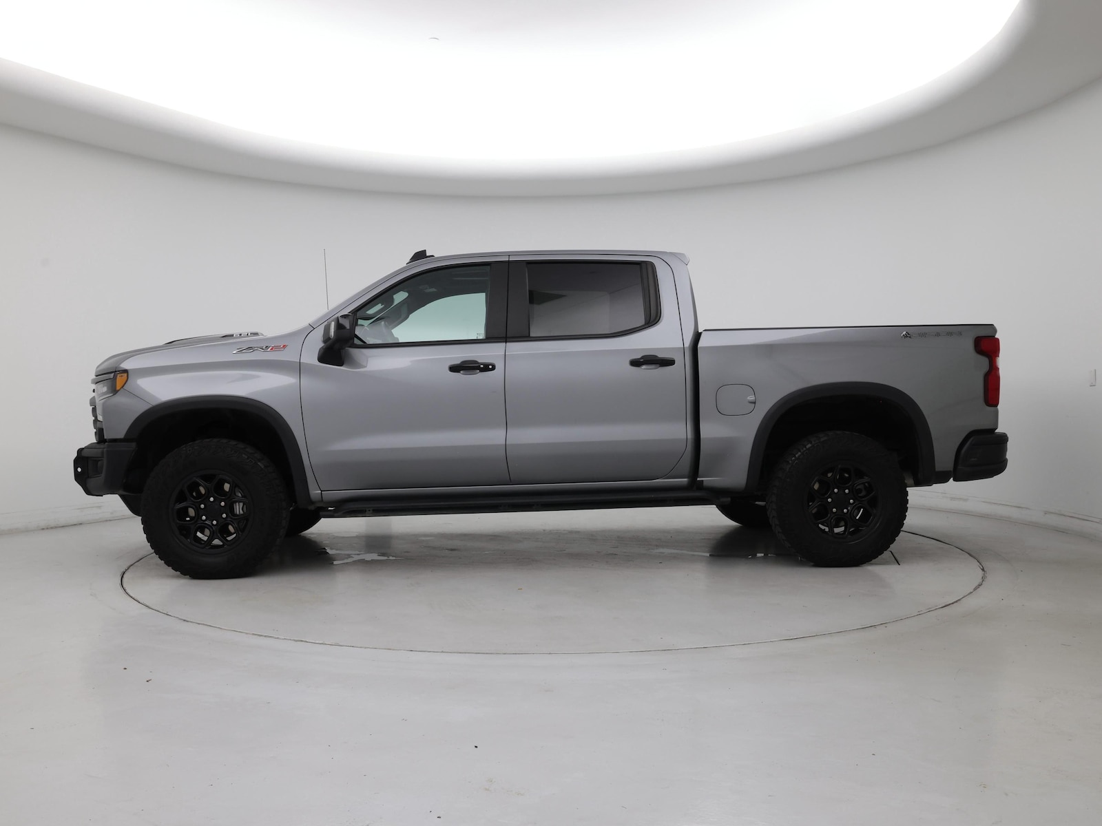 2023 Chevrolet Silverado 1500 ZR2 - Photo 4