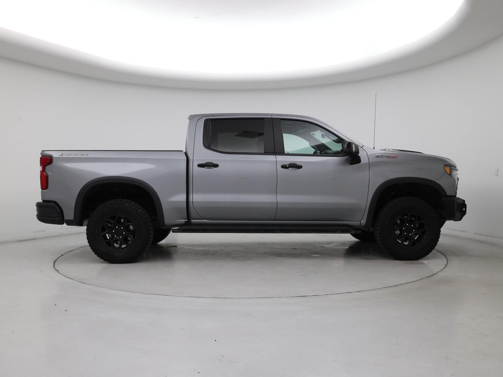 2023 Chevrolet Silverado 1500 ZR2 - Photo 8