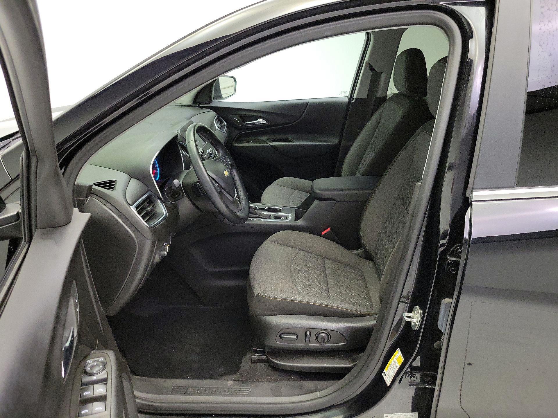 Thumbnail: 2023 Chevrolet Equinox - 11