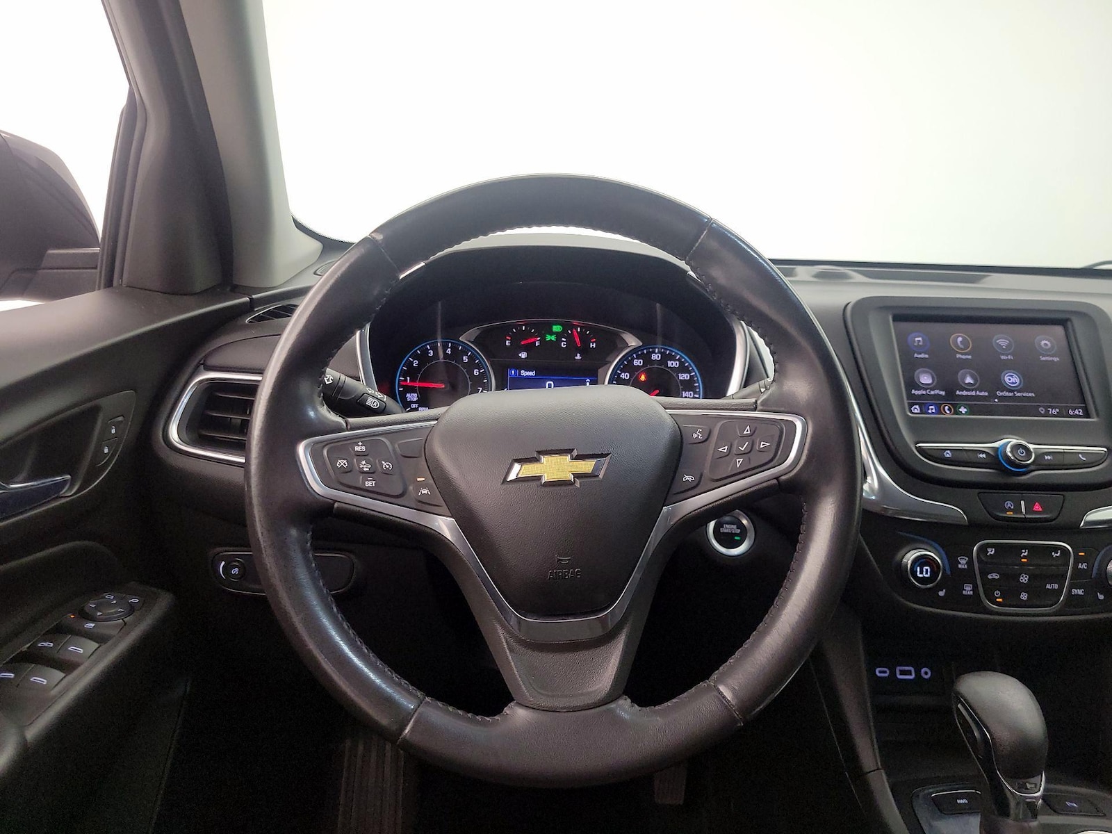 2022 Chevrolet Equinox LT - Photo 11