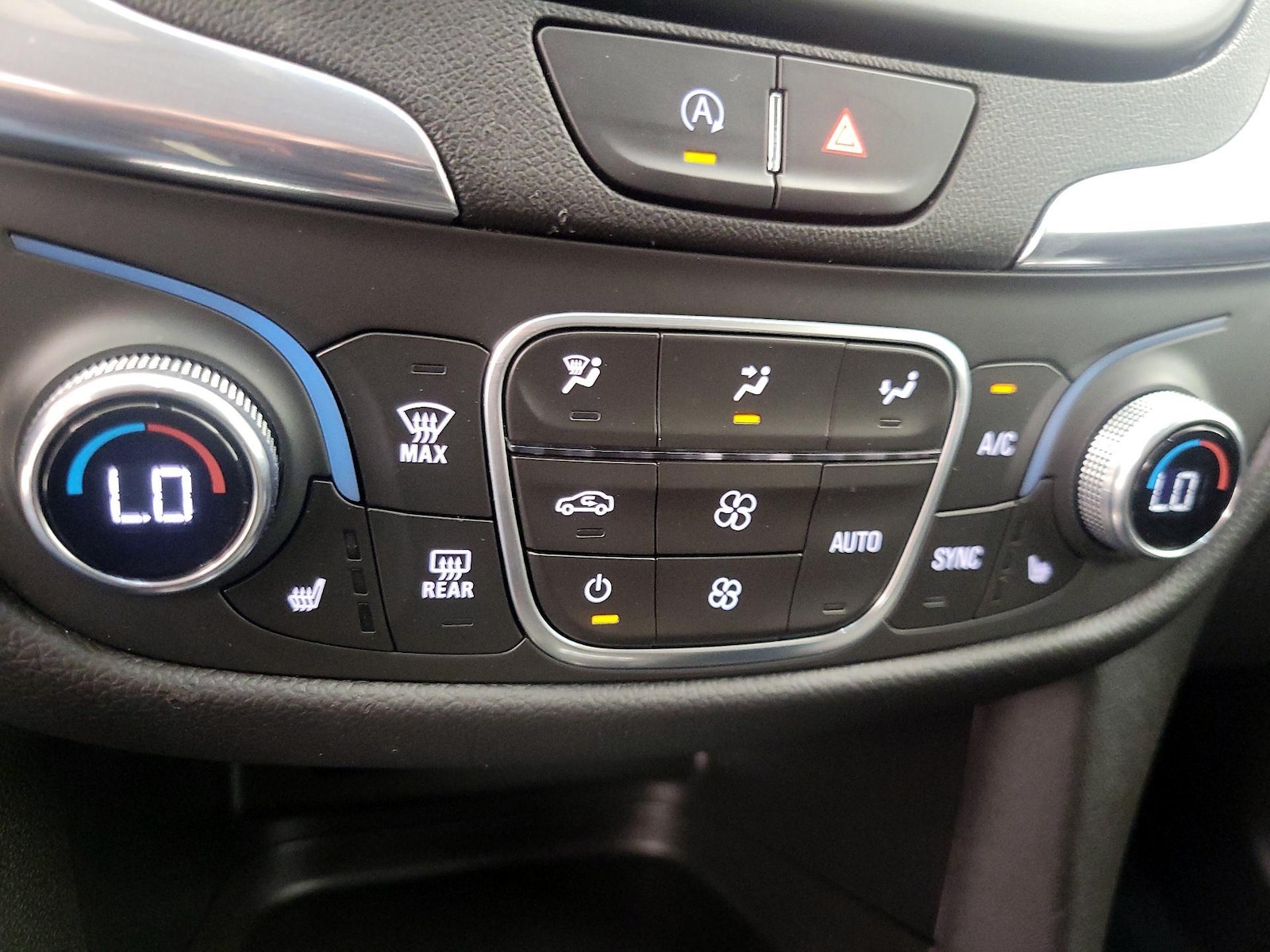 2022 Chevrolet Equinox LT - Photo 17