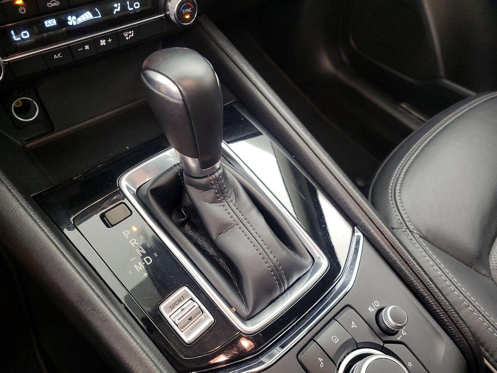 Photo 18