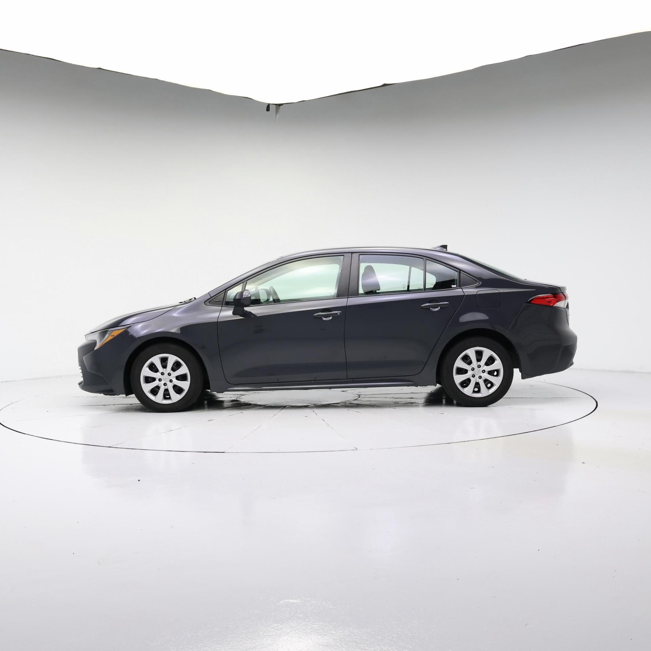 Thumbnail: 2024 Toyota Corolla - 3