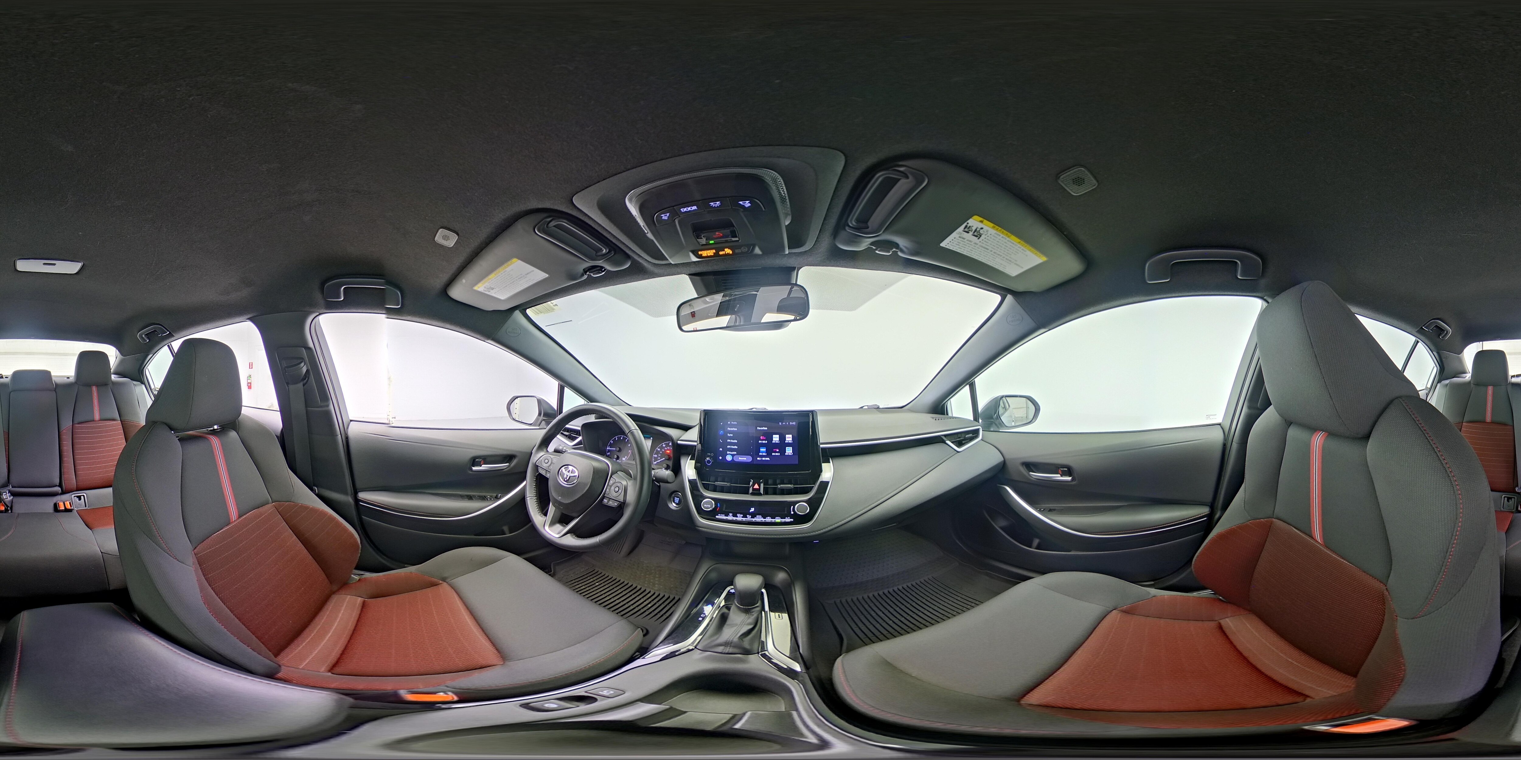 2025 Toyota Corolla SE - Photo 24