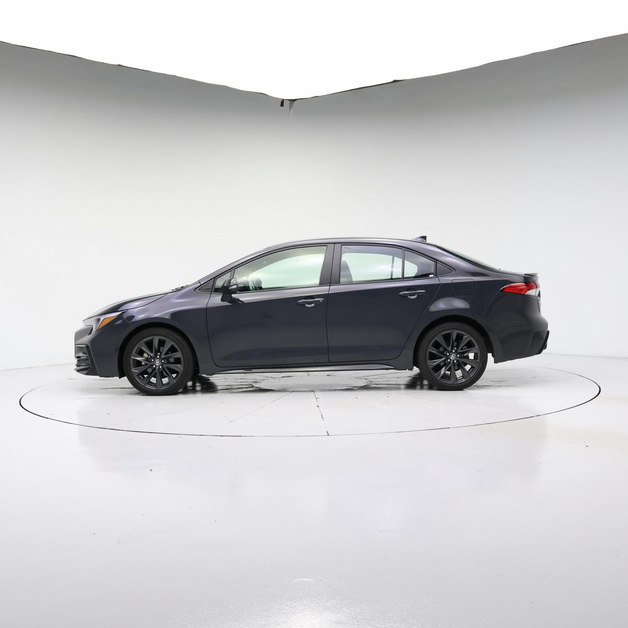 Thumbnail: 2025 Toyota Corolla - 3