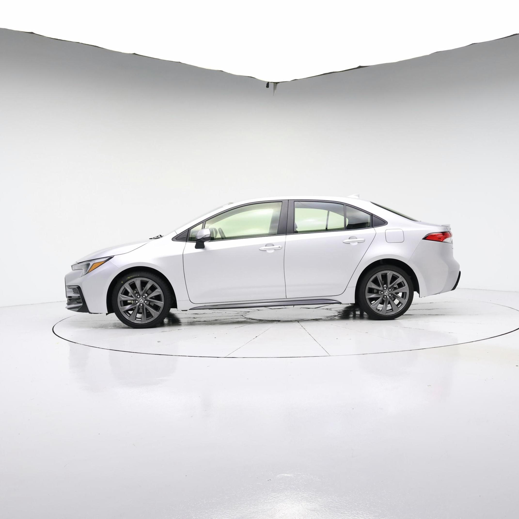 Thumbnail: 2025 Toyota Corolla - 3