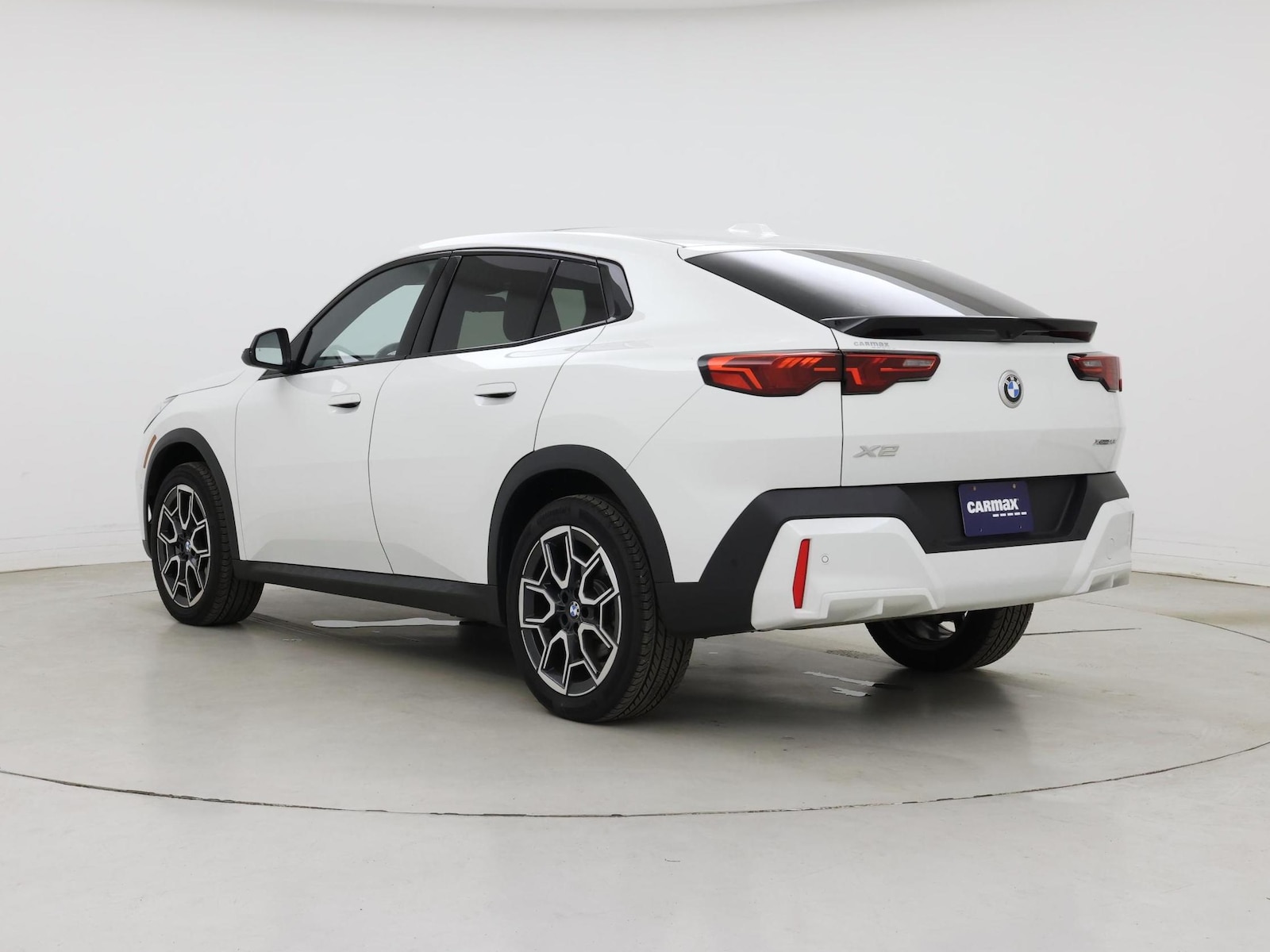 2026 BMW X2 28i - Photo 3