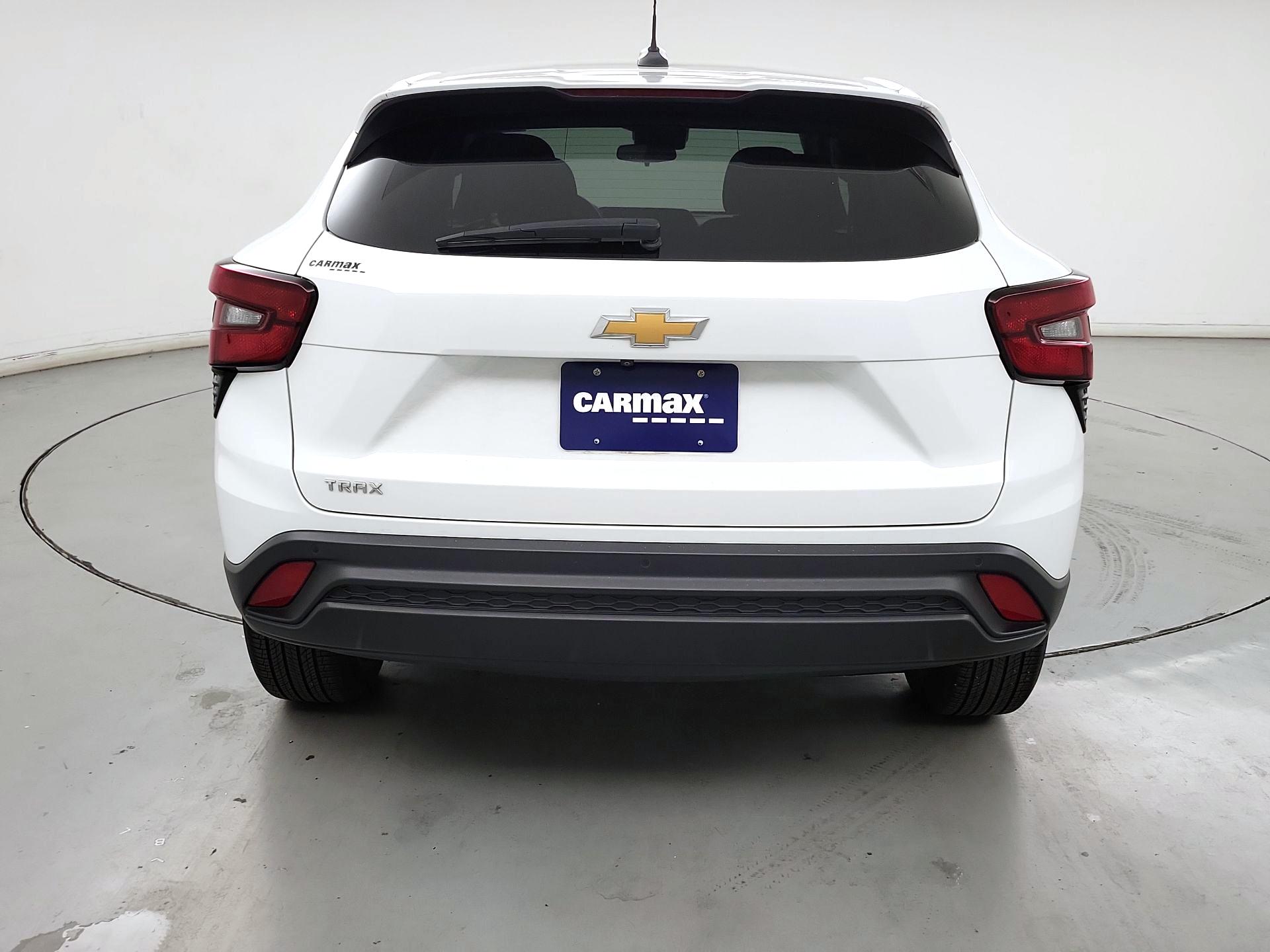 Thumbnail: 2024 Chevrolet Trax - 6