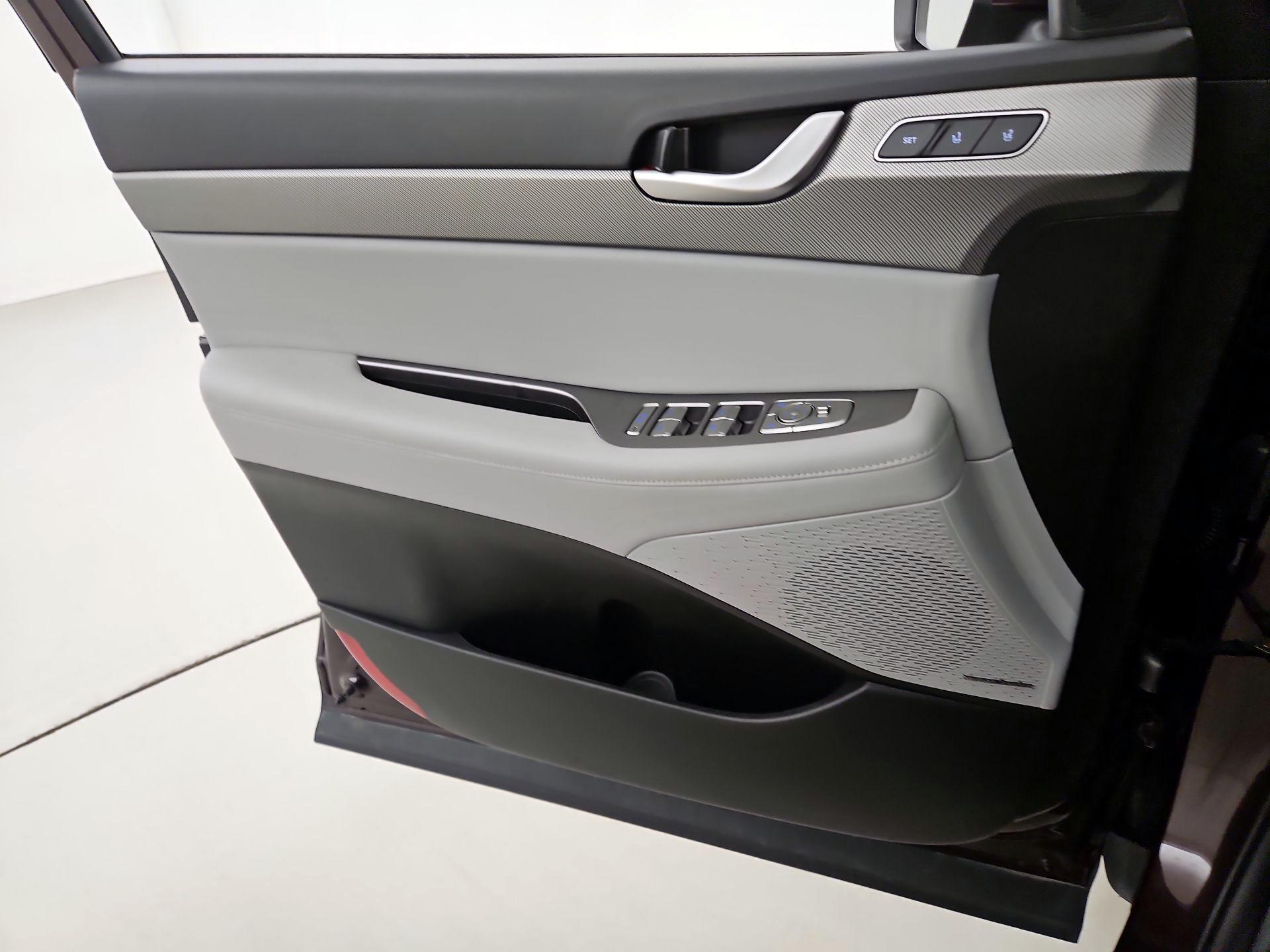 Thumbnail: 2023 Hyundai Palisade - 12