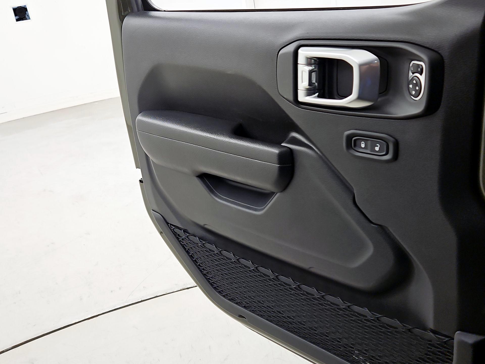 Thumbnail: 2024 Jeep Wrangler - 12