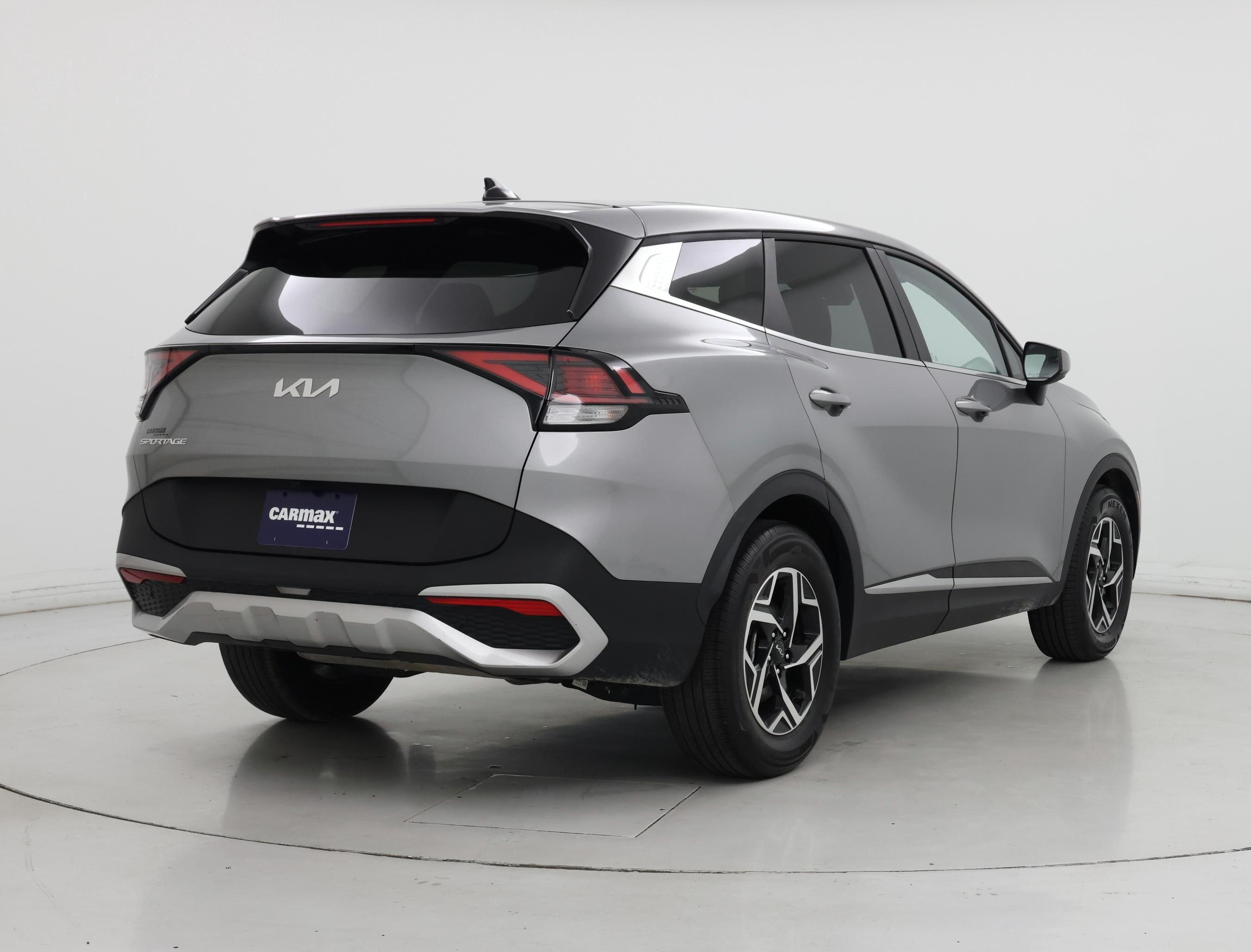 Thumbnail: 2025 Kia Sportage - 8