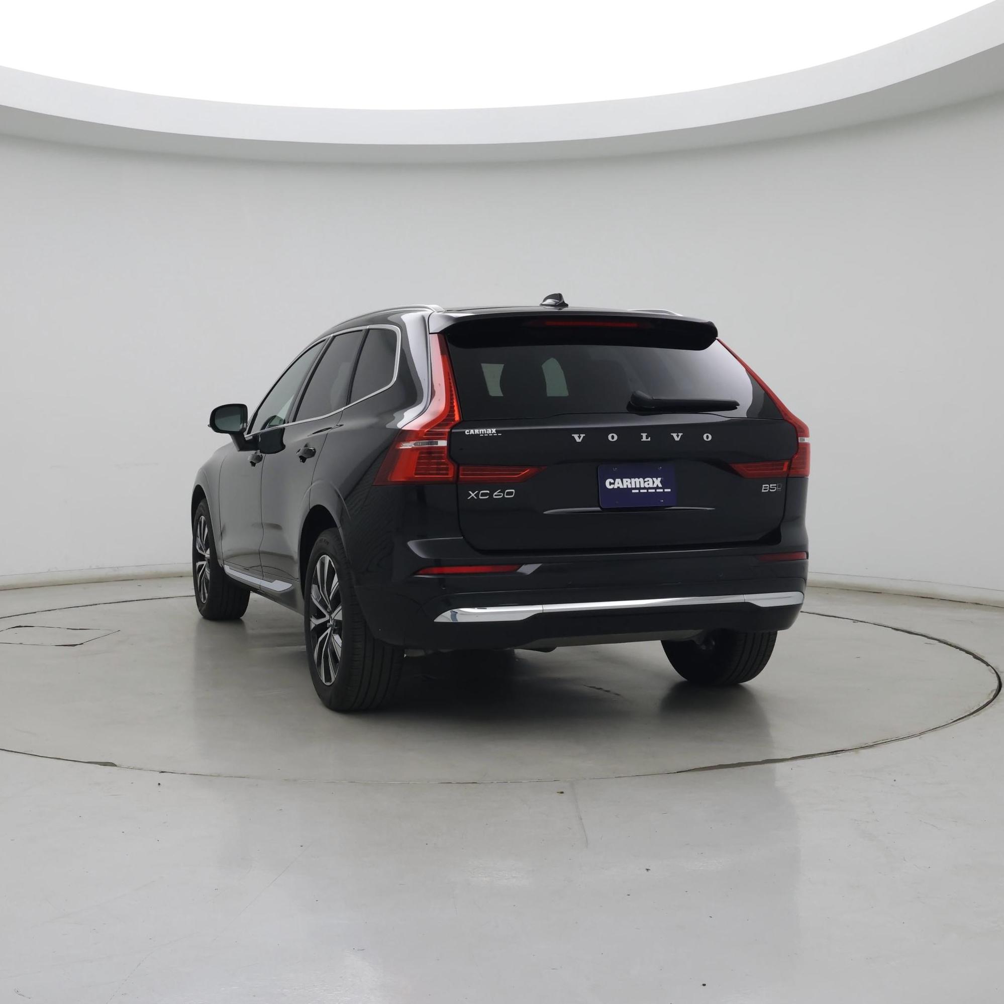 Thumbnail: 2023 Volvo XC60 - 2