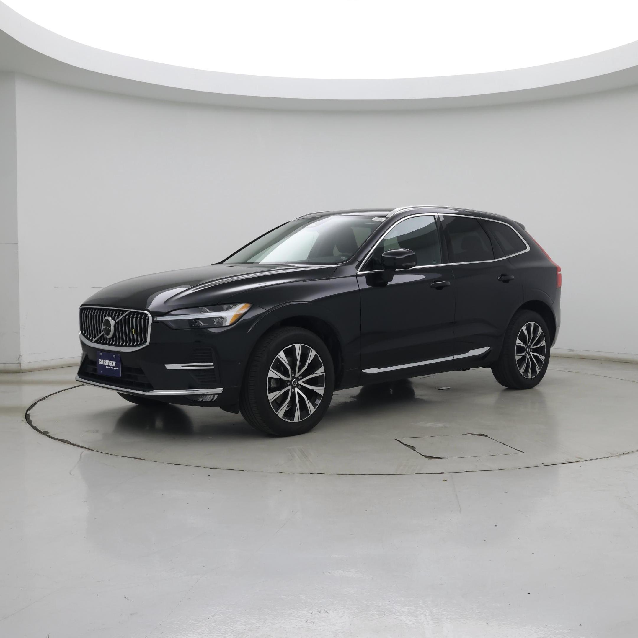 Thumbnail: 2023 Volvo XC60 - 4
