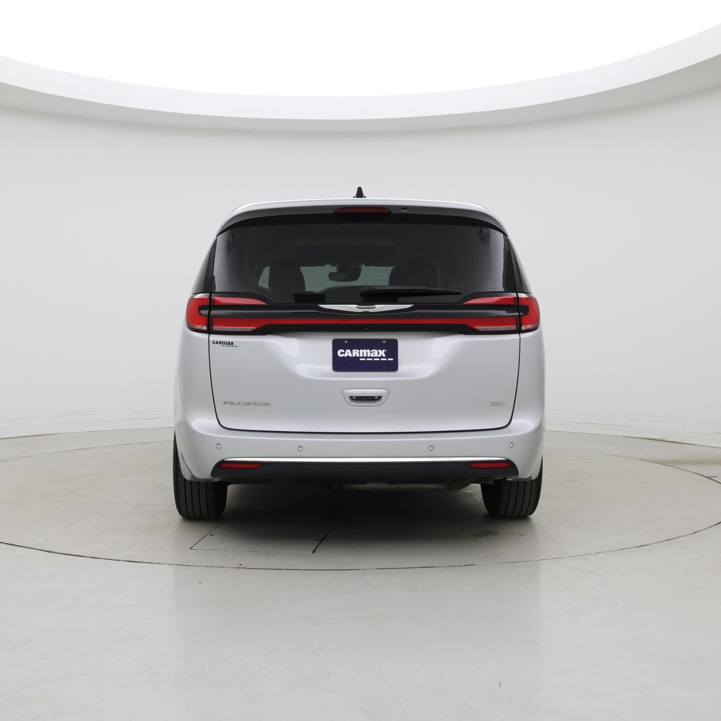 Thumbnail: 2023 Chrysler Pacifica - 6