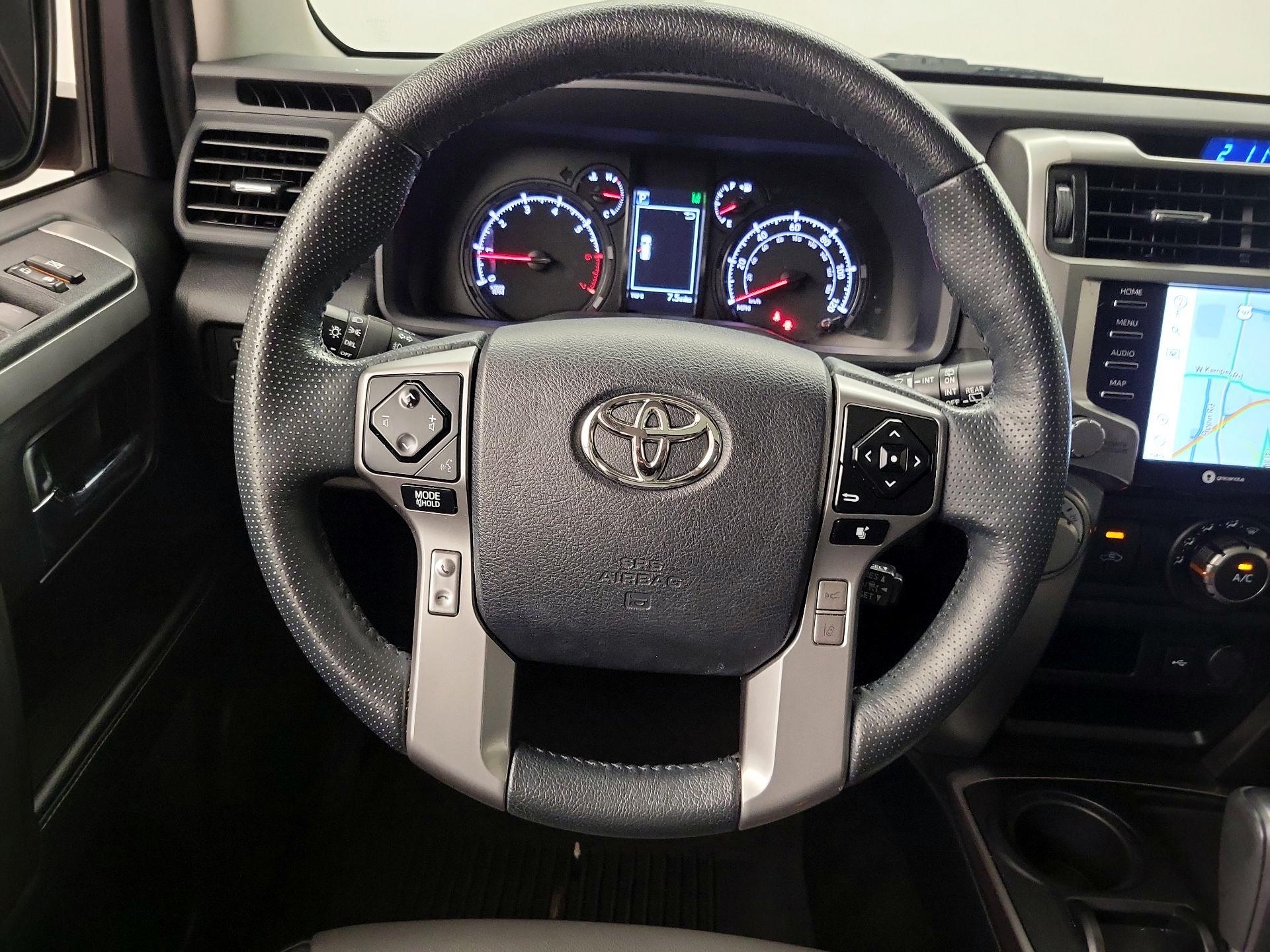 Thumbnail: 2023 Toyota 4Runner - 10