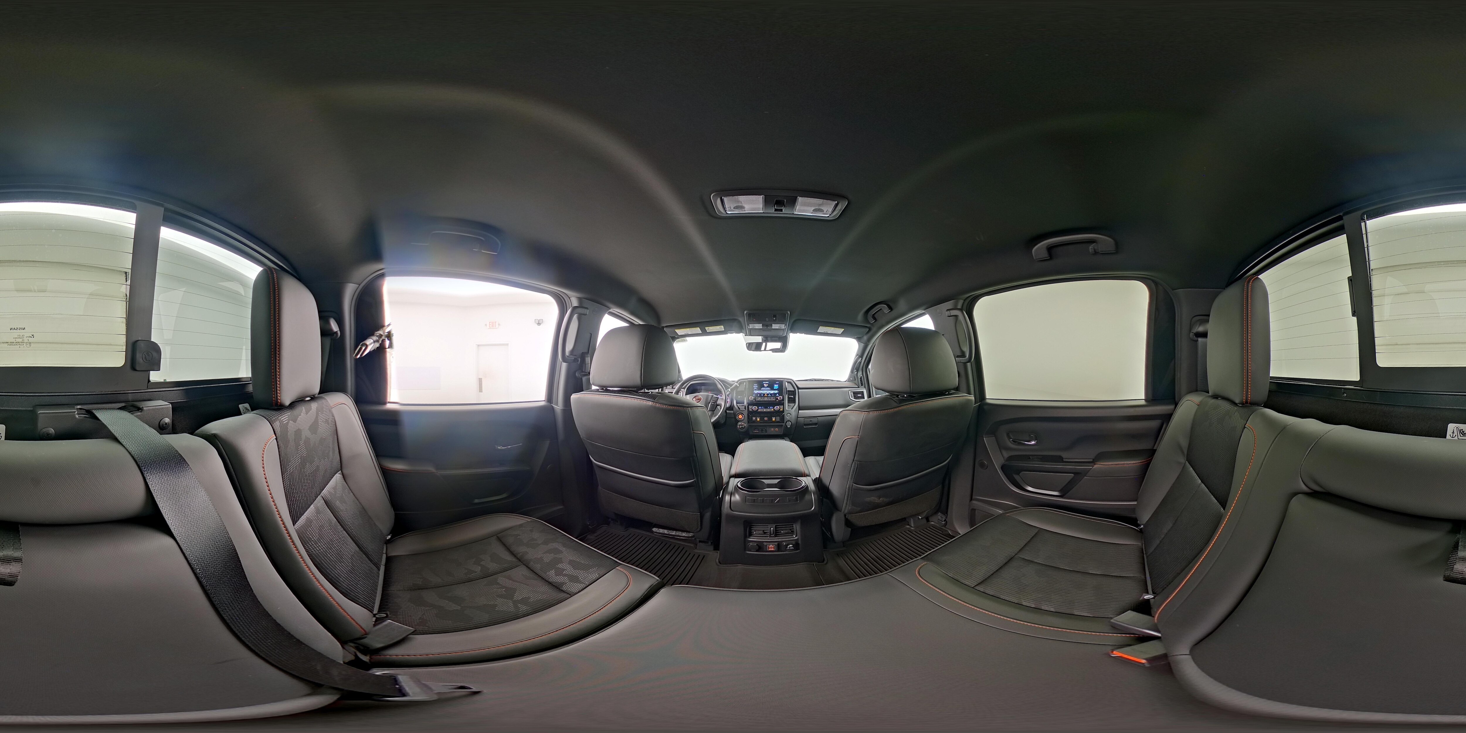 2024 Nissan Titan PRO-4X - Photo 27
