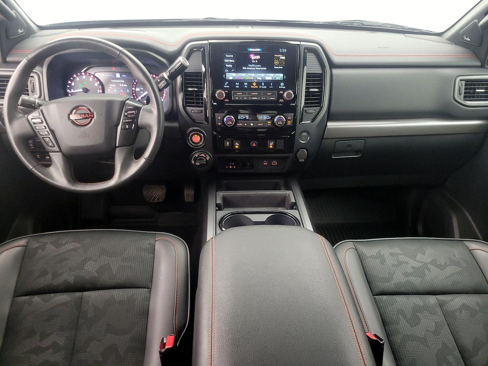 2024 Nissan Titan PRO-4X - Photo 10