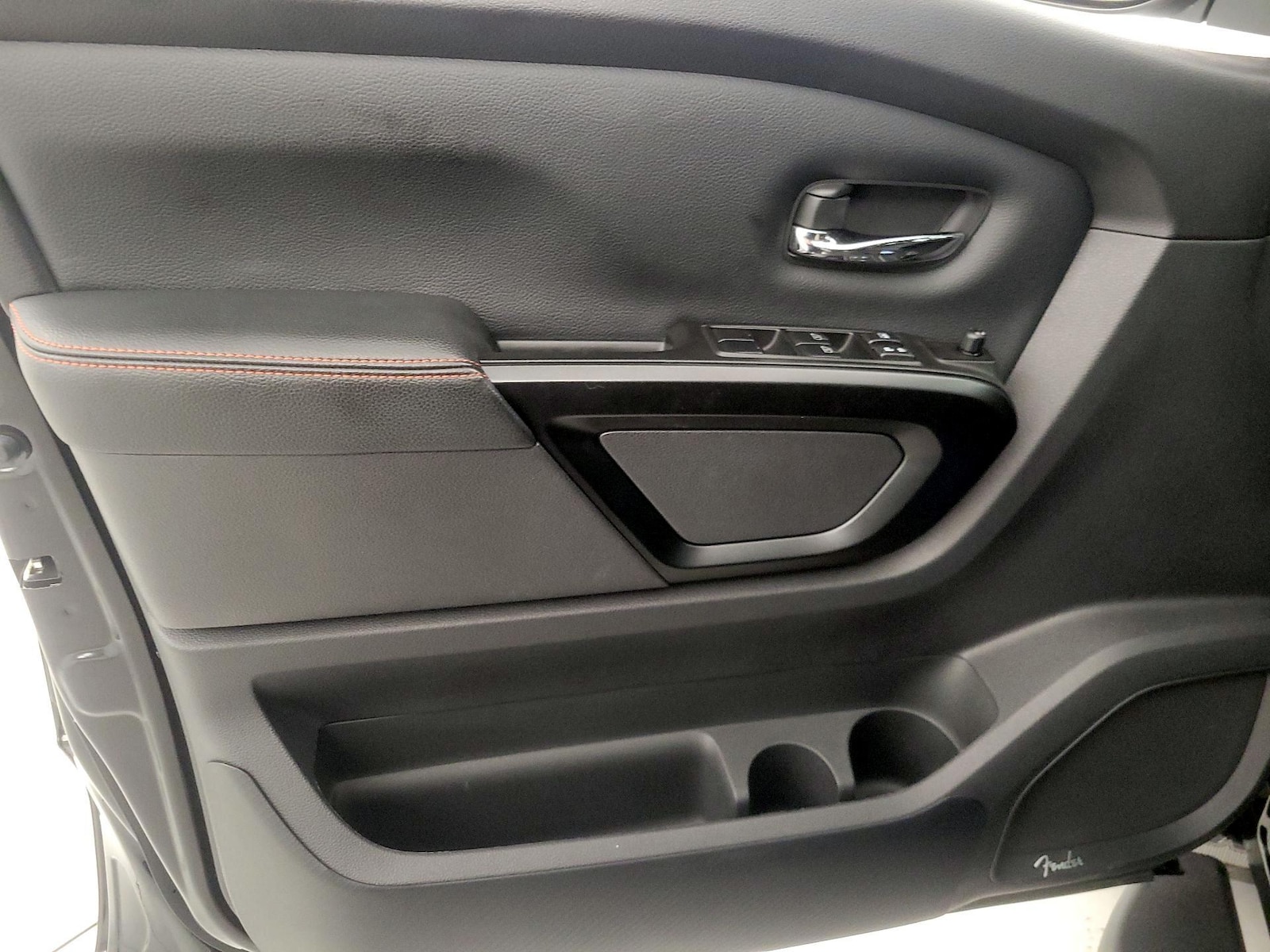 2024 Nissan Titan PRO-4X - Photo 13