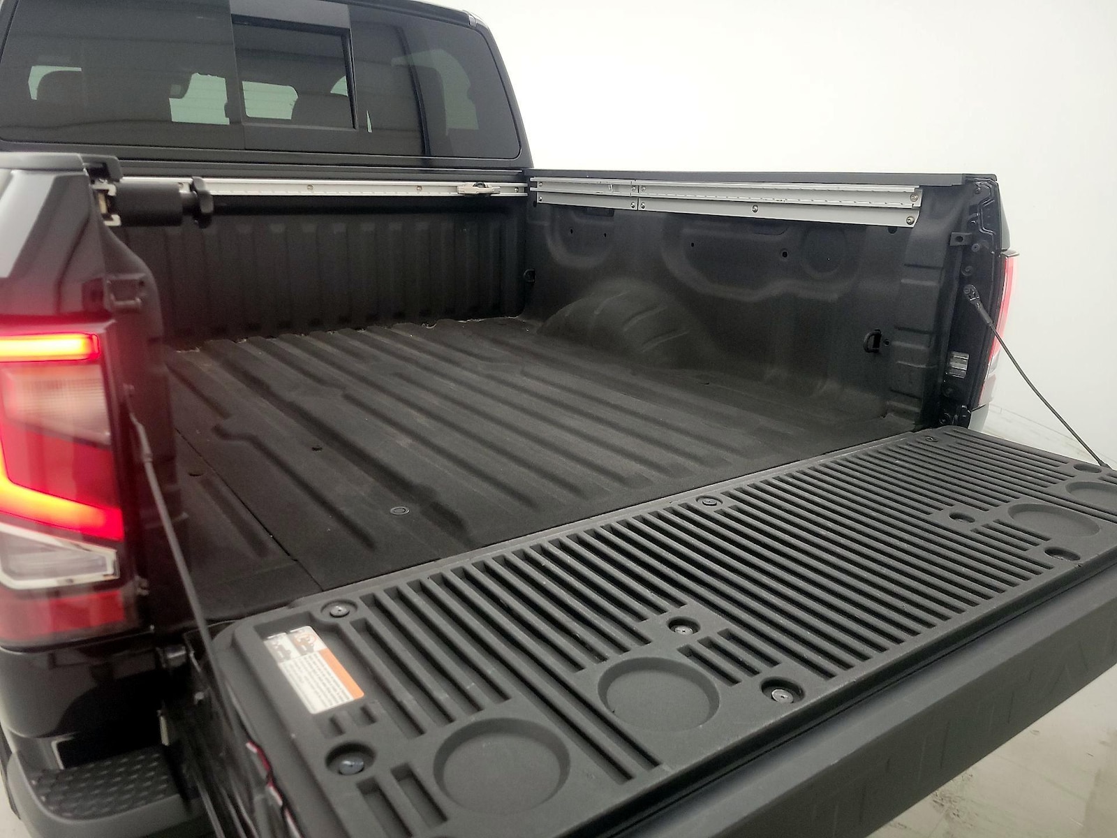 2024 Nissan Titan PRO-4X - Photo 22