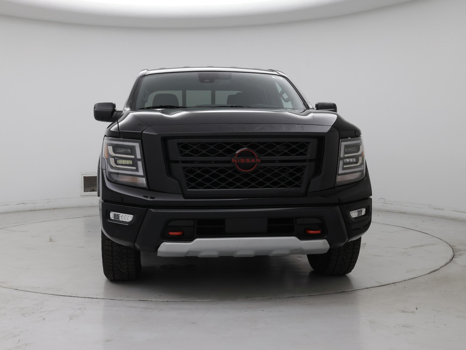 2024 Nissan Titan PRO-4X - Photo 6