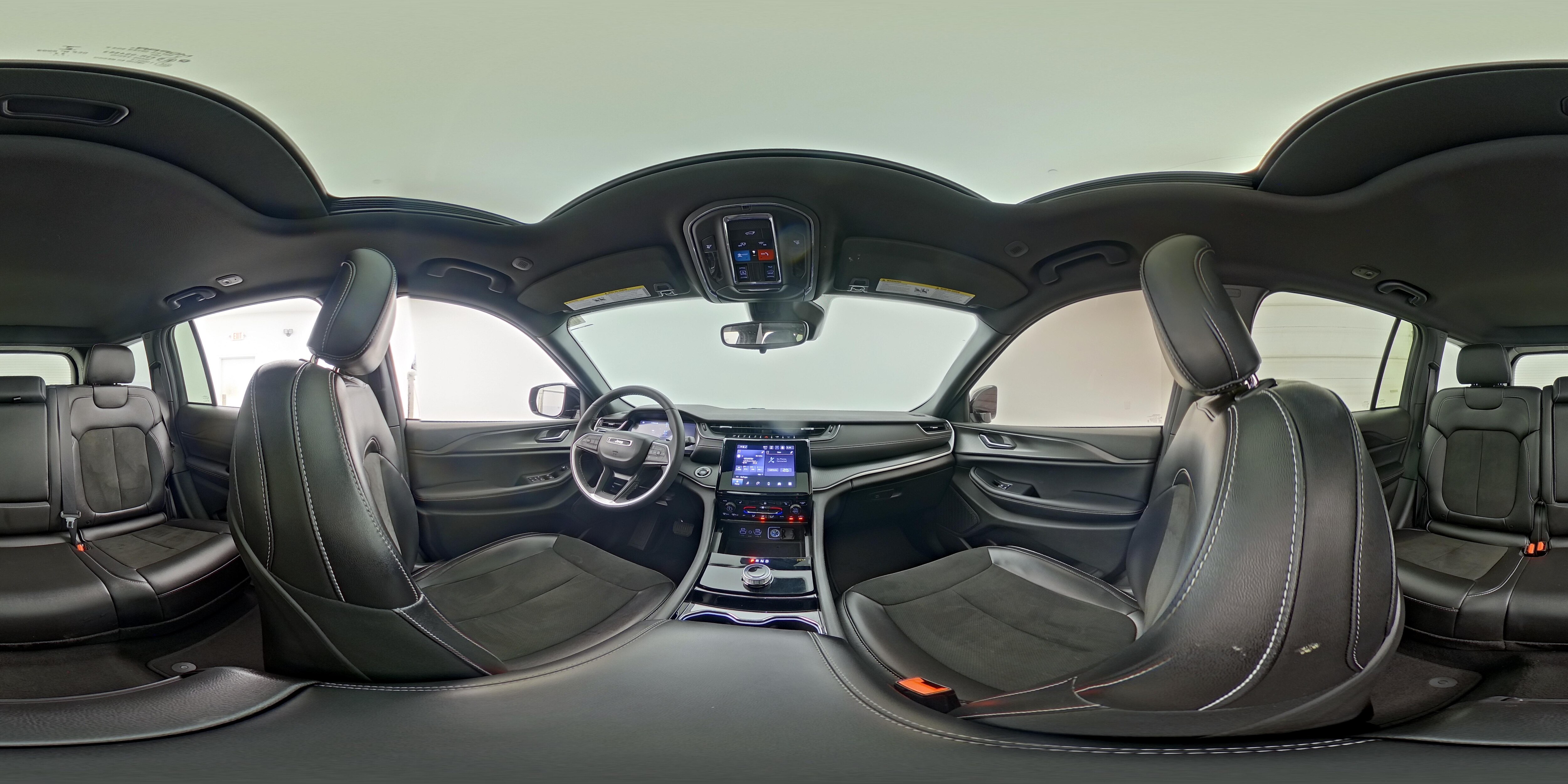 2023 Jeep Grand Cherokee Altitude - Photo 25
