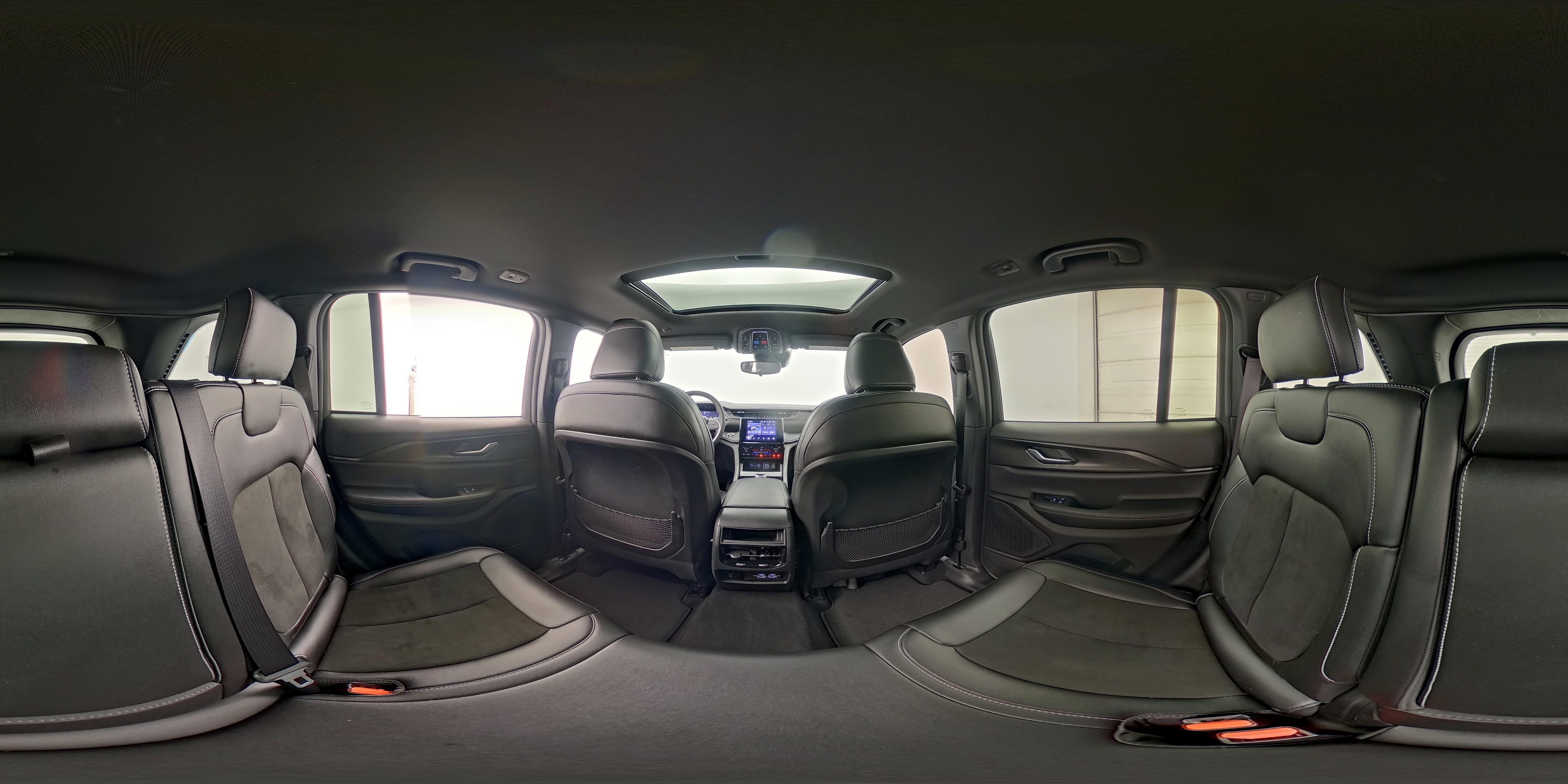 2023 Jeep Grand Cherokee Altitude - Photo 26