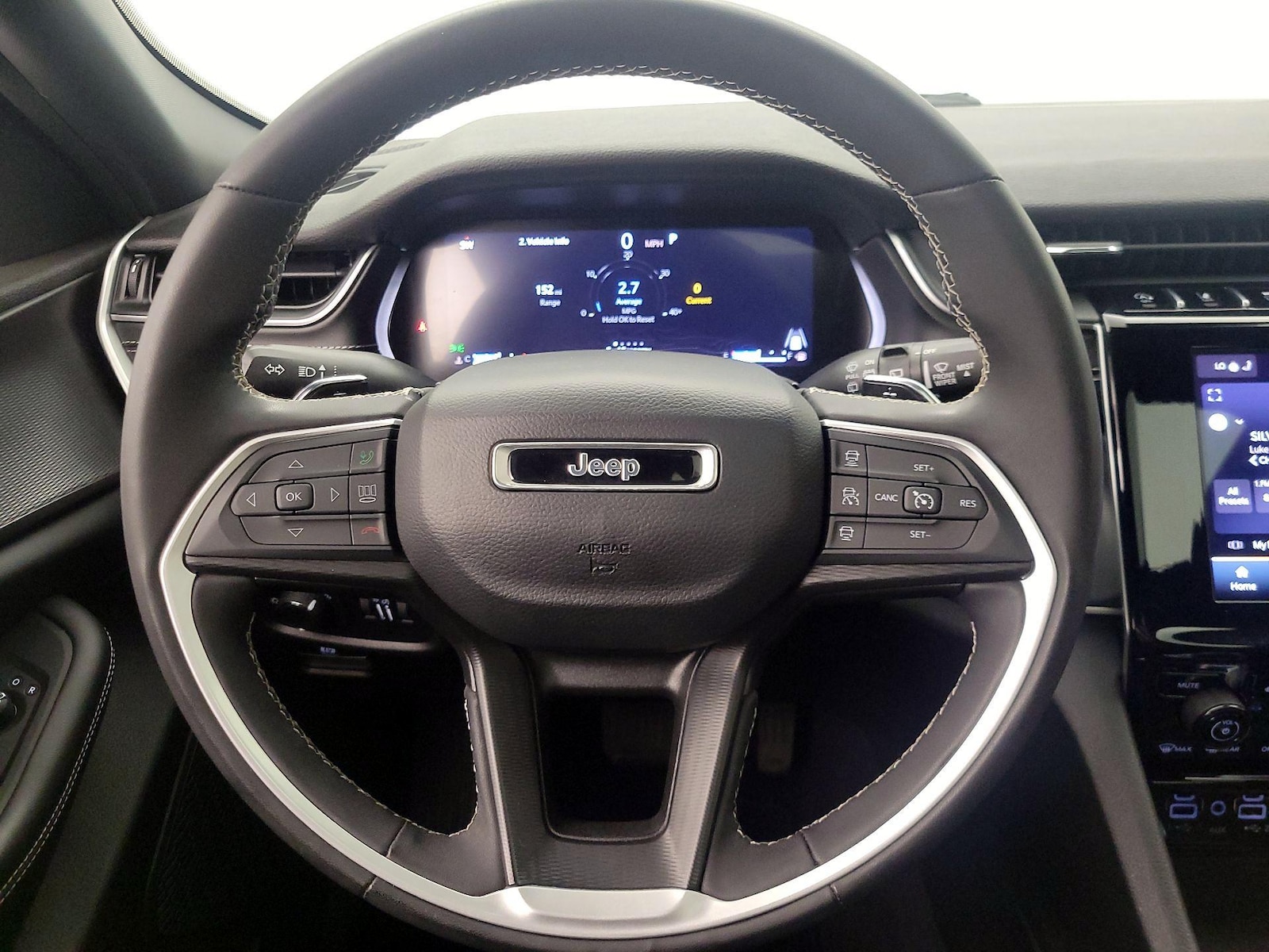 2023 Jeep Grand Cherokee Altitude - Photo 11