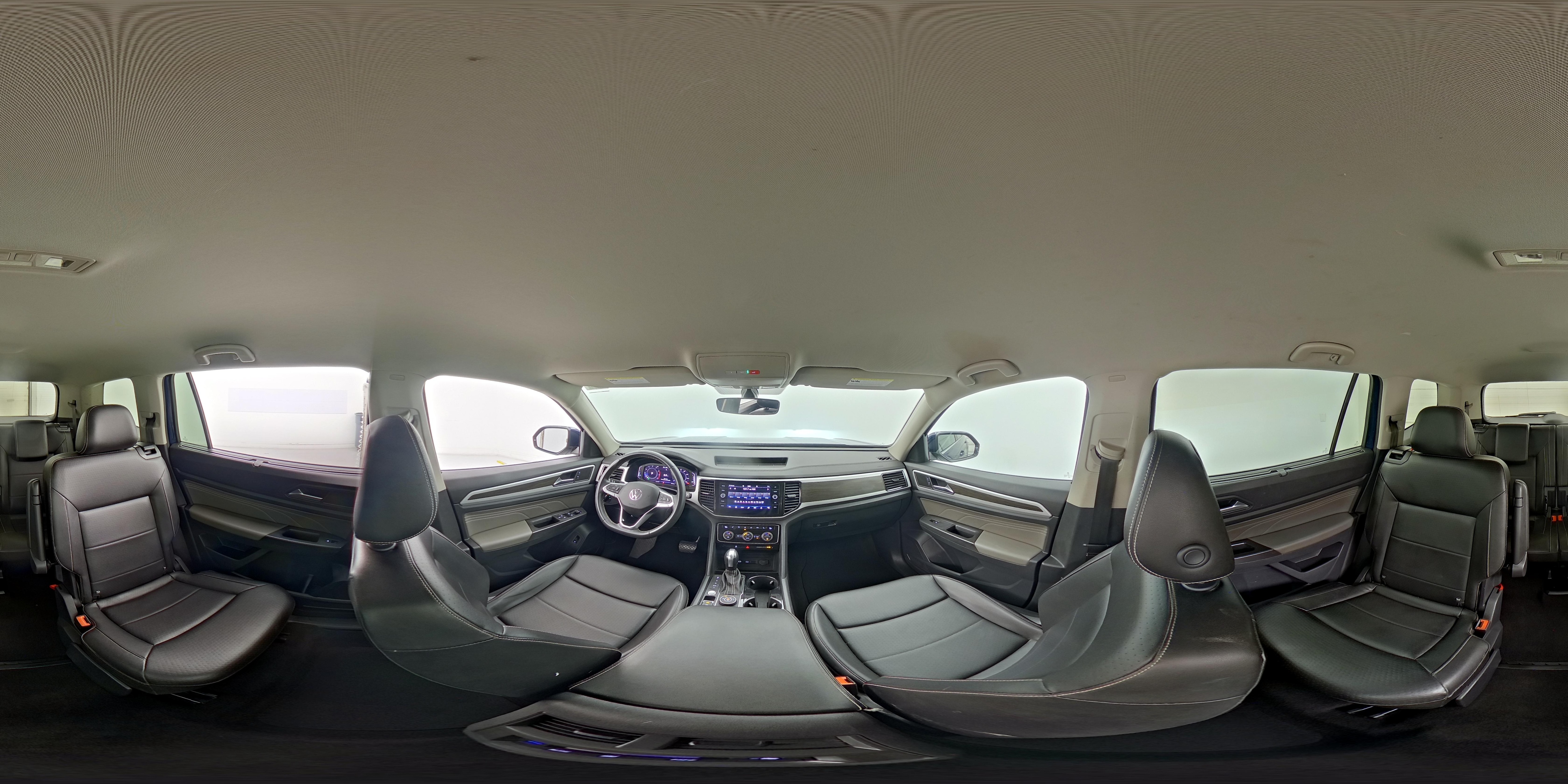 2022 Volkswagen Atlas SE w/Tech - Photo 26