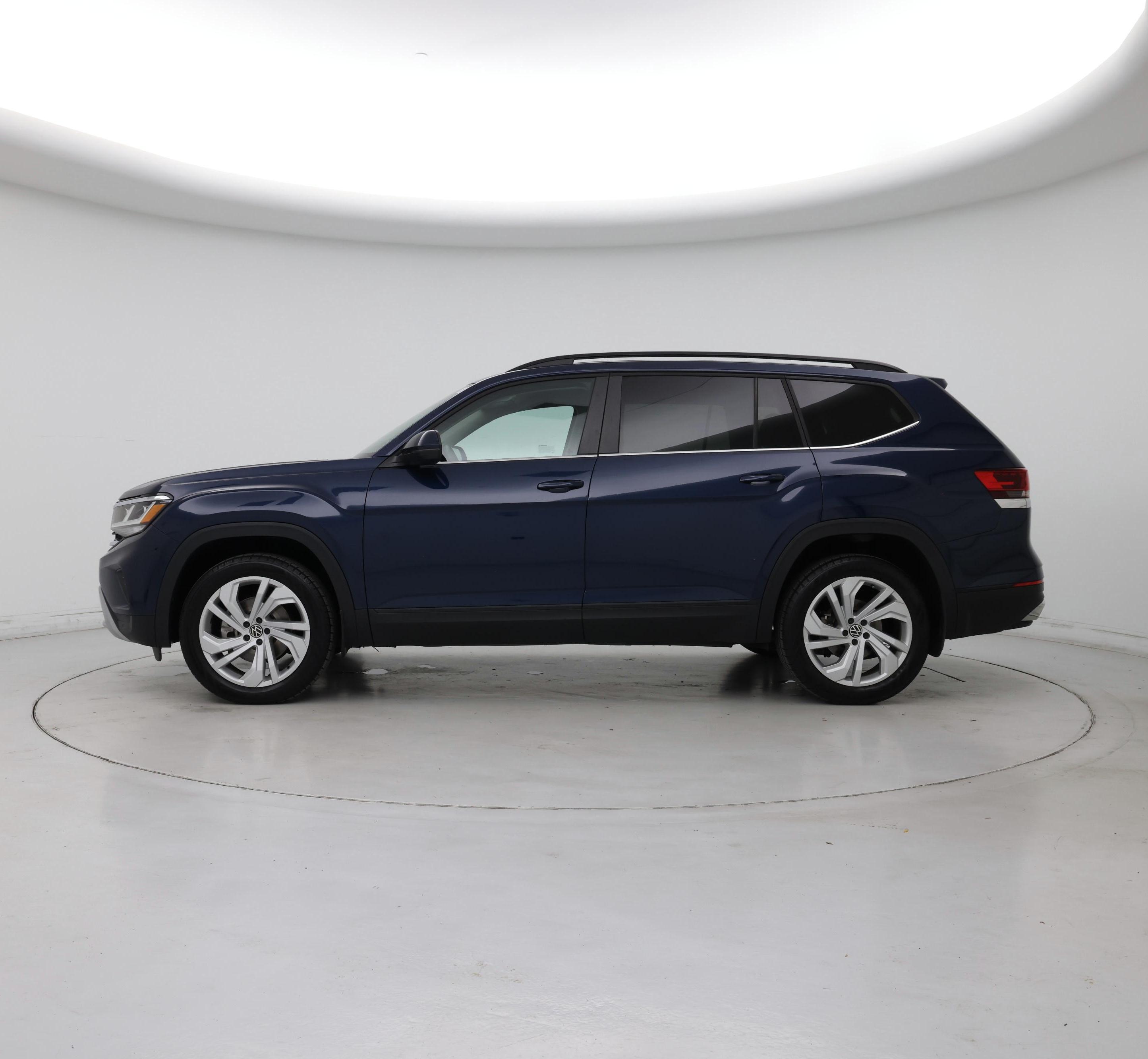 Thumbnail: 2022 Volkswagen Atlas - 3