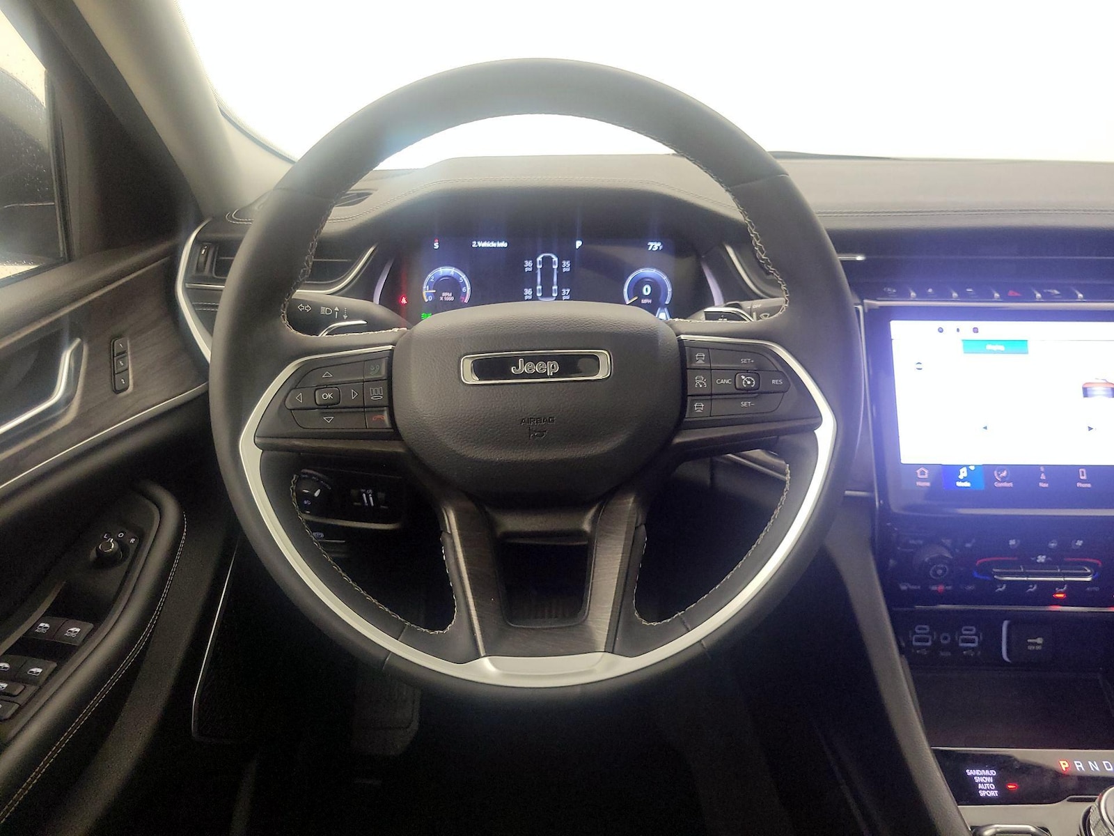 2023 Jeep Grand Cherokee L Limited - Photo 11