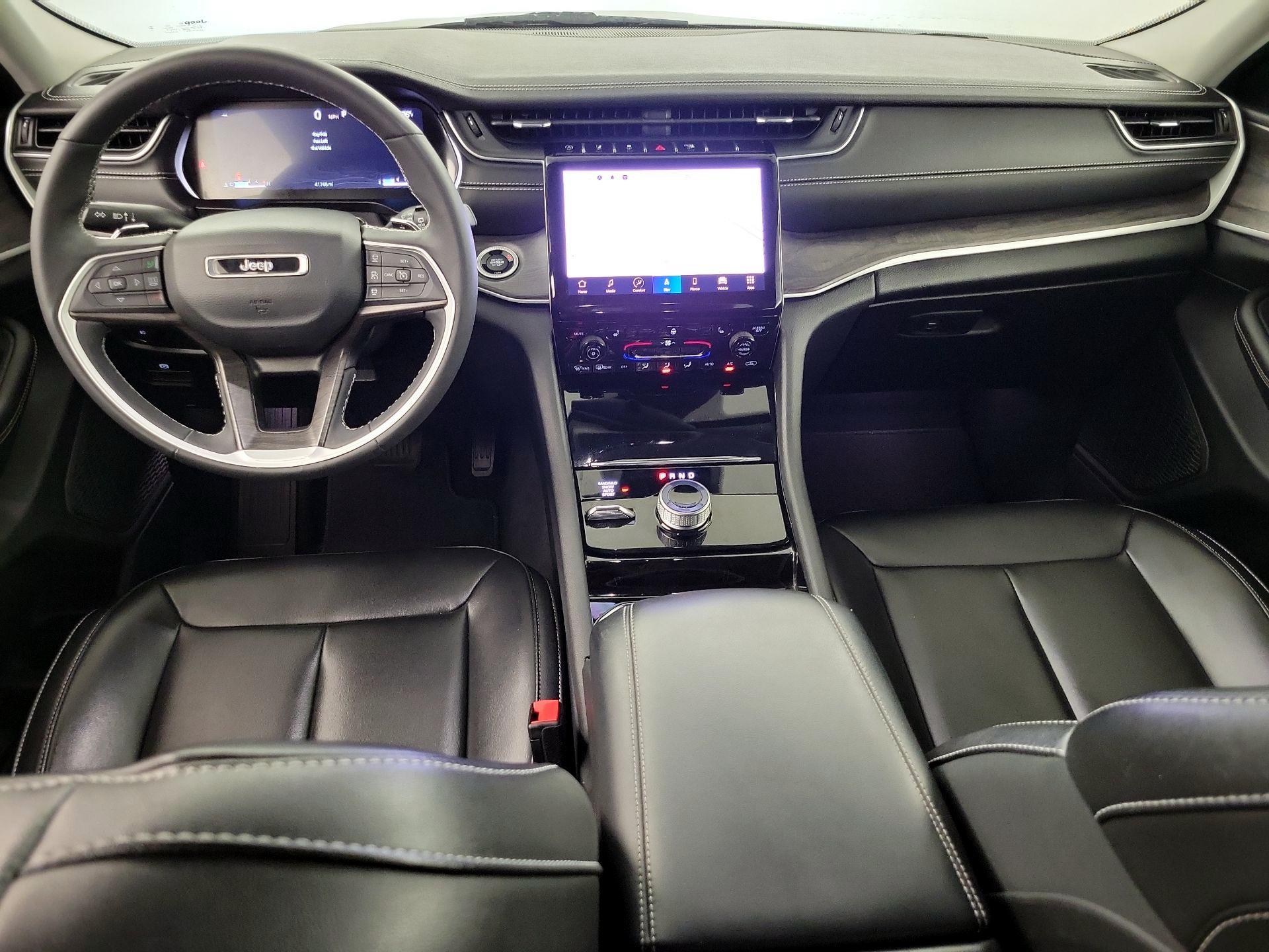 Thumbnail: 2023 Jeep Grand Cherokee L - 8