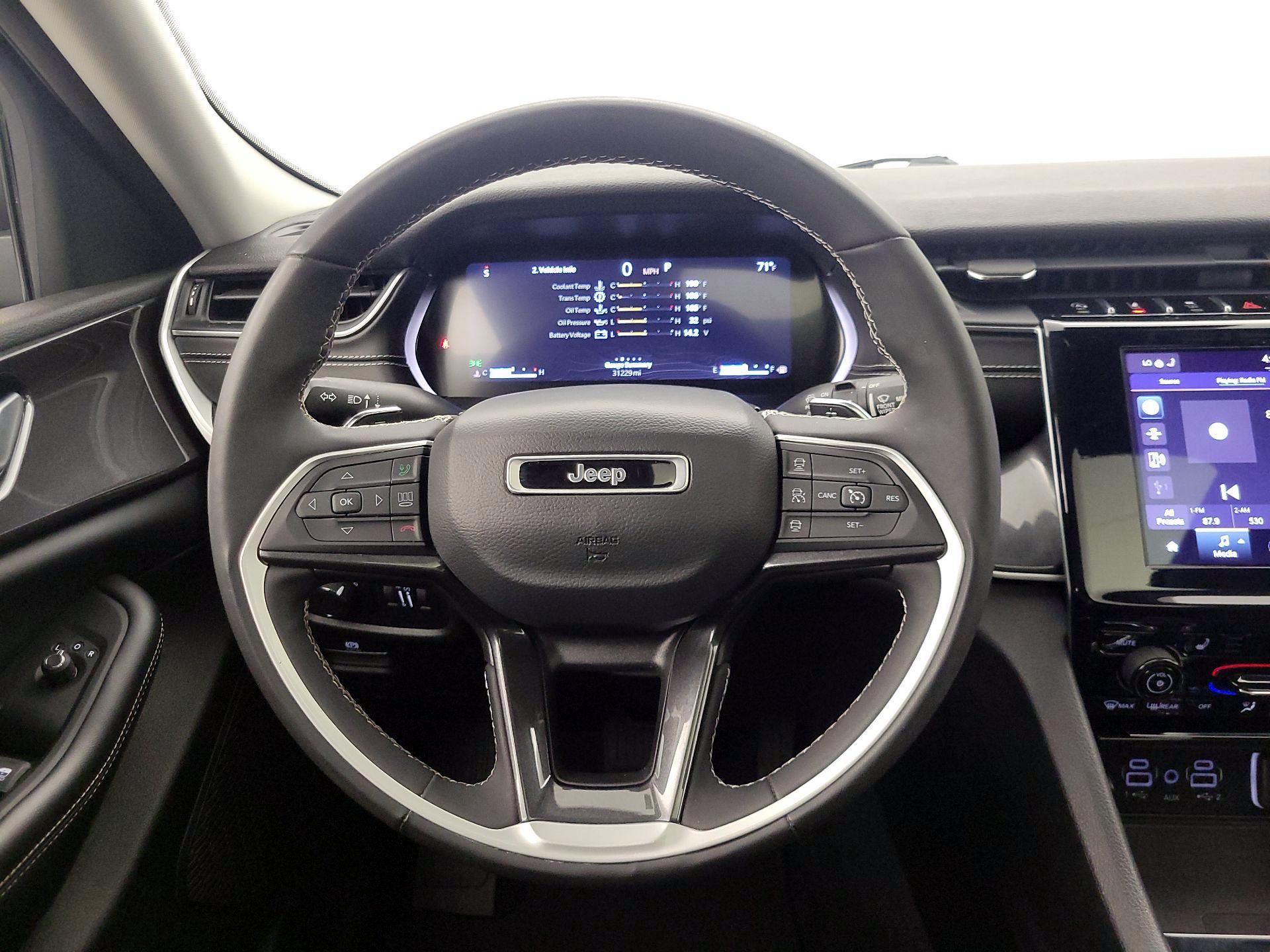 Thumbnail: 2023 Jeep Grand Cherokee L - 10