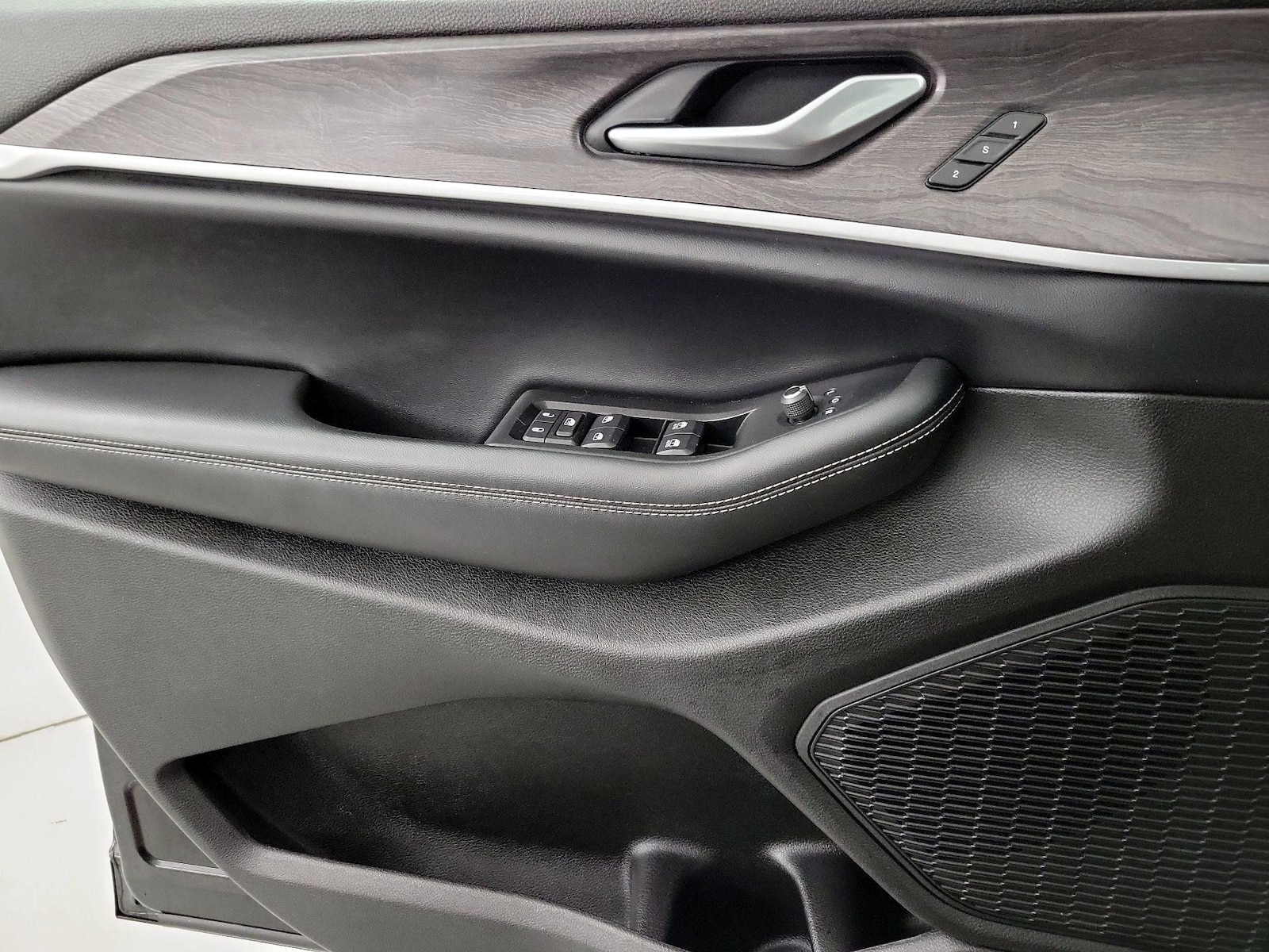 2023 Jeep Grand Cherokee L Limited - Photo 11