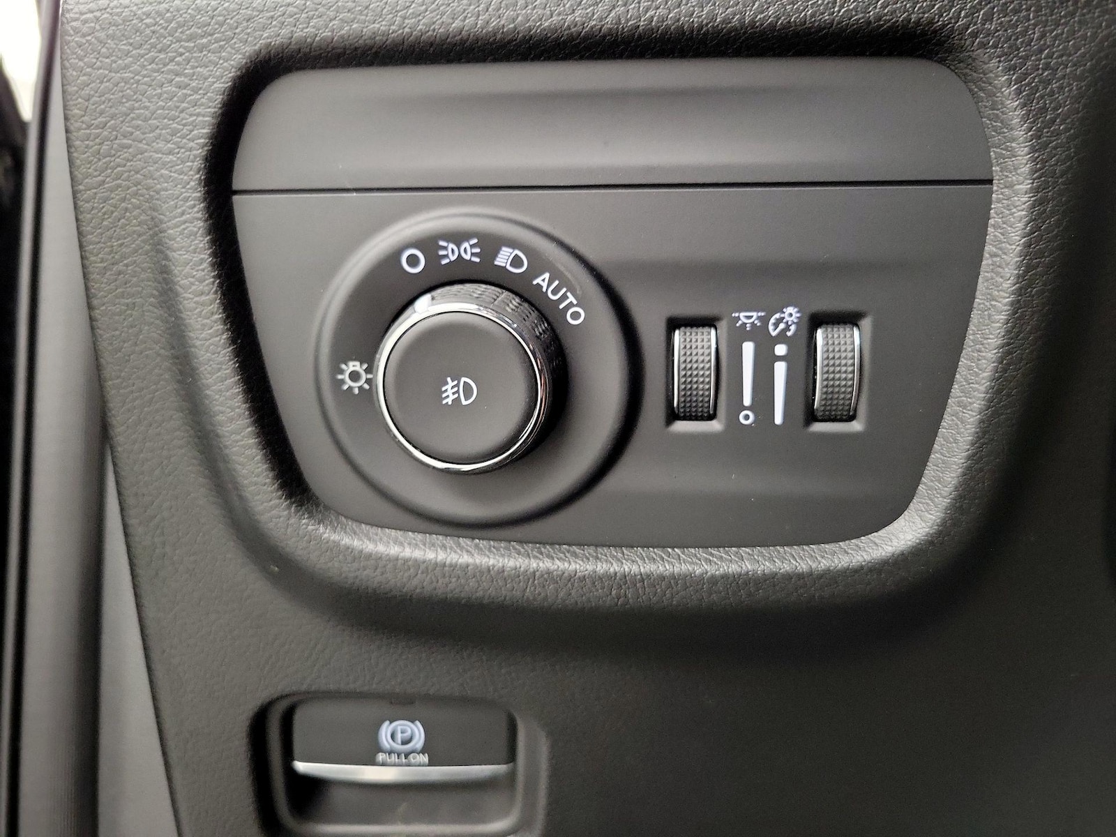 2023 Jeep Grand Cherokee L Overland - Photo 12