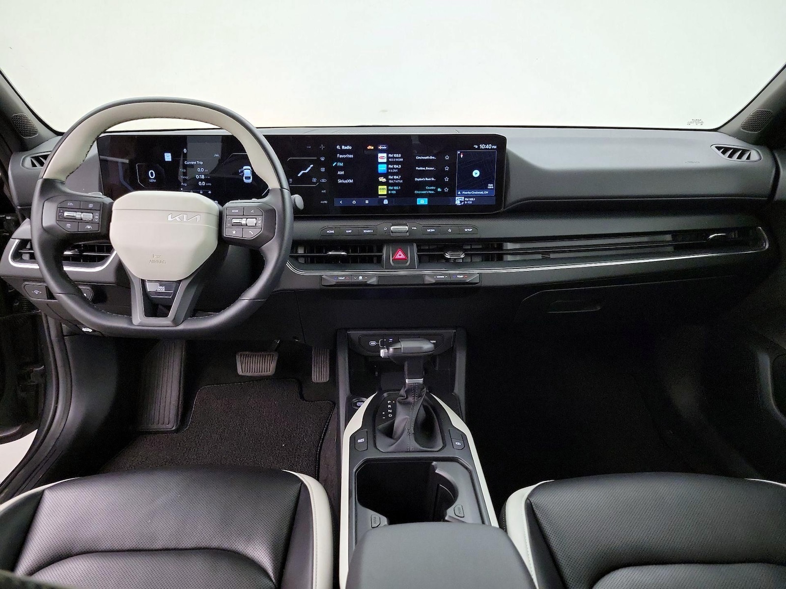 Apple CarPlay® & Android Auto™