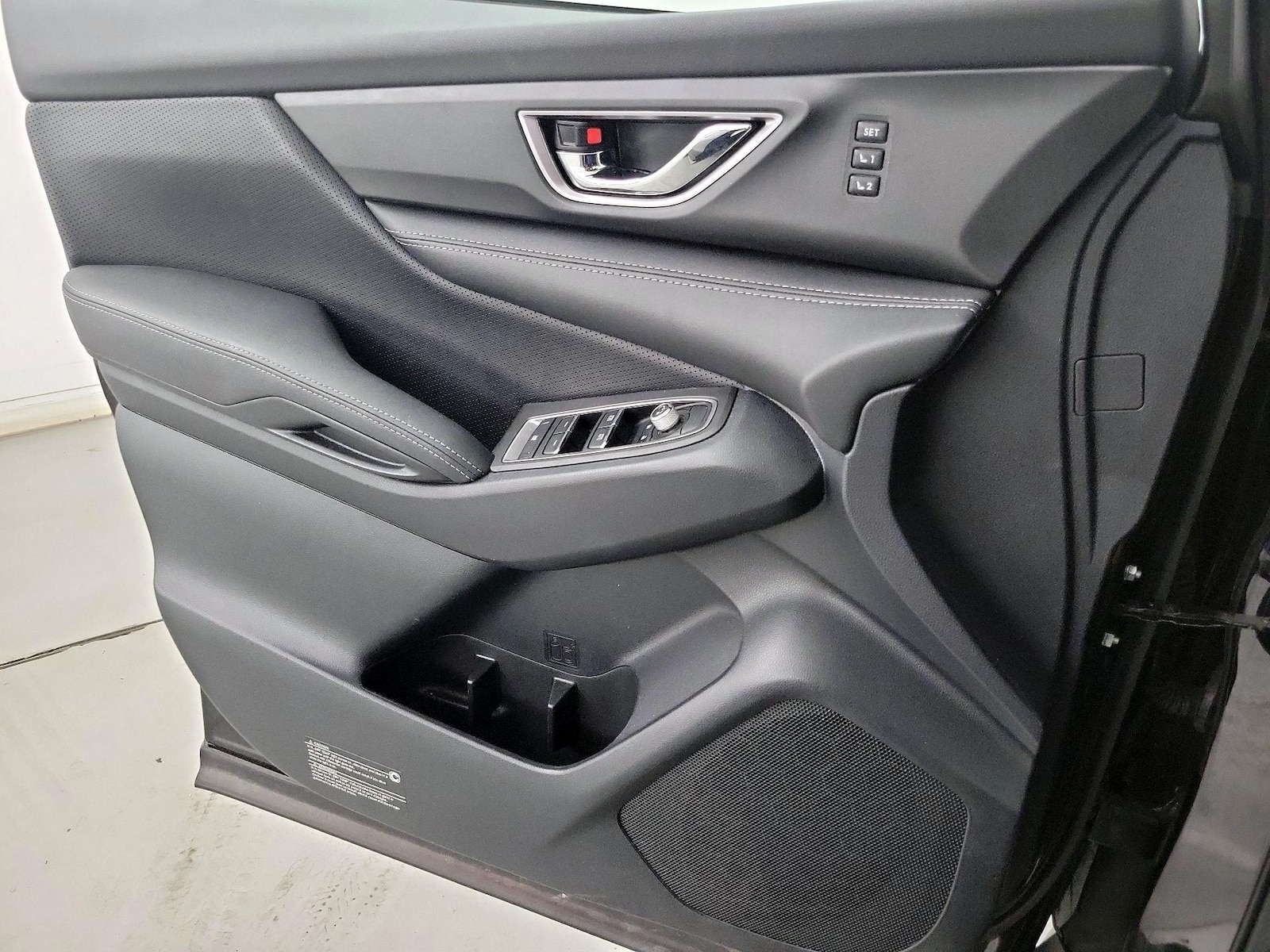 2023 Subaru Ascent Limited - Photo 11