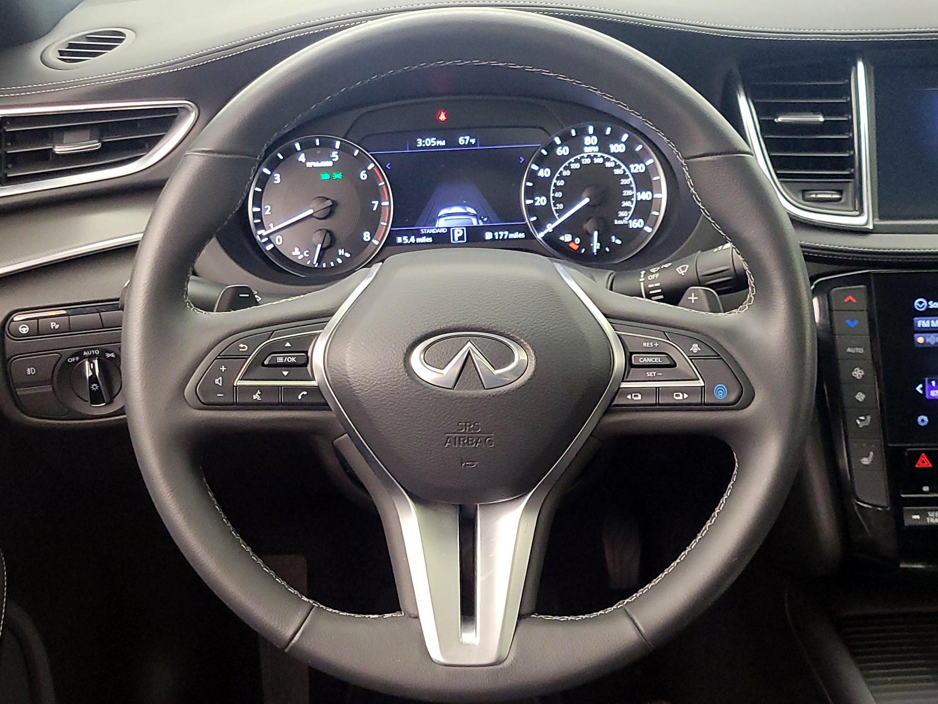 Thumbnail: 2023 INFINITI QX55 - 10