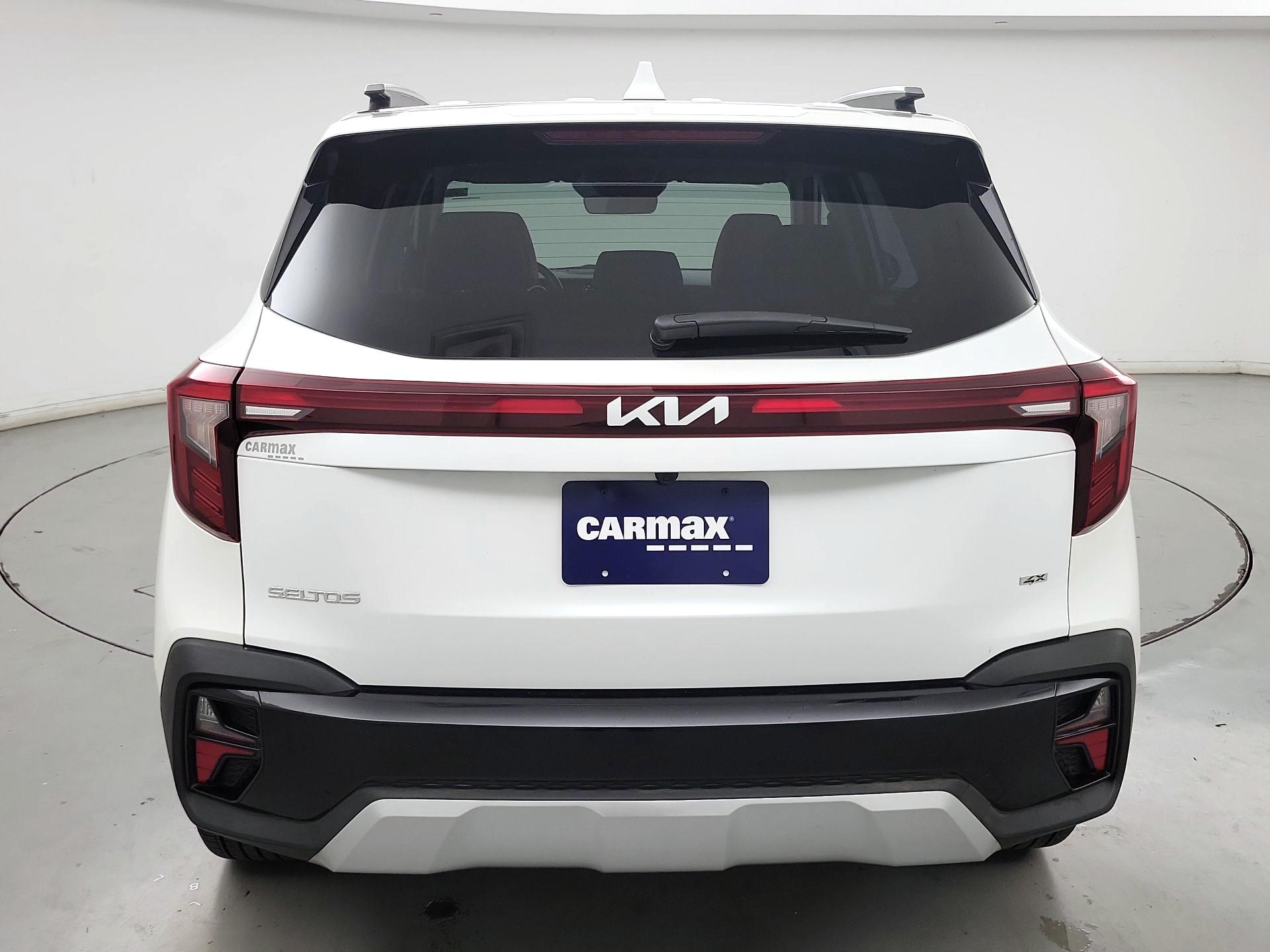 Thumbnail: 2024 Kia Seltos - 6