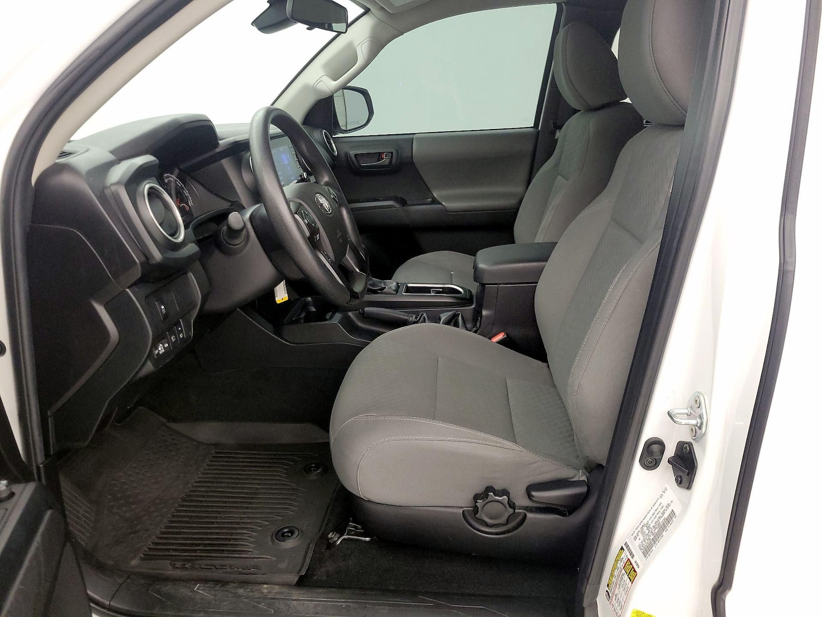 2022 Toyota Tacoma SR - Photo 12