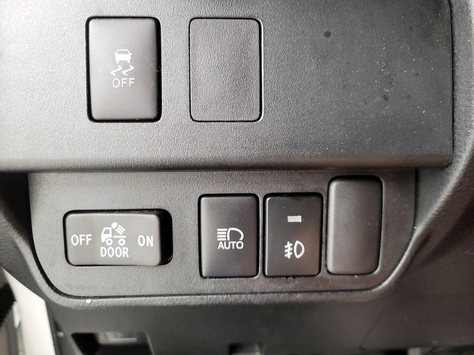 2022 Toyota Tacoma SR - Photo 14