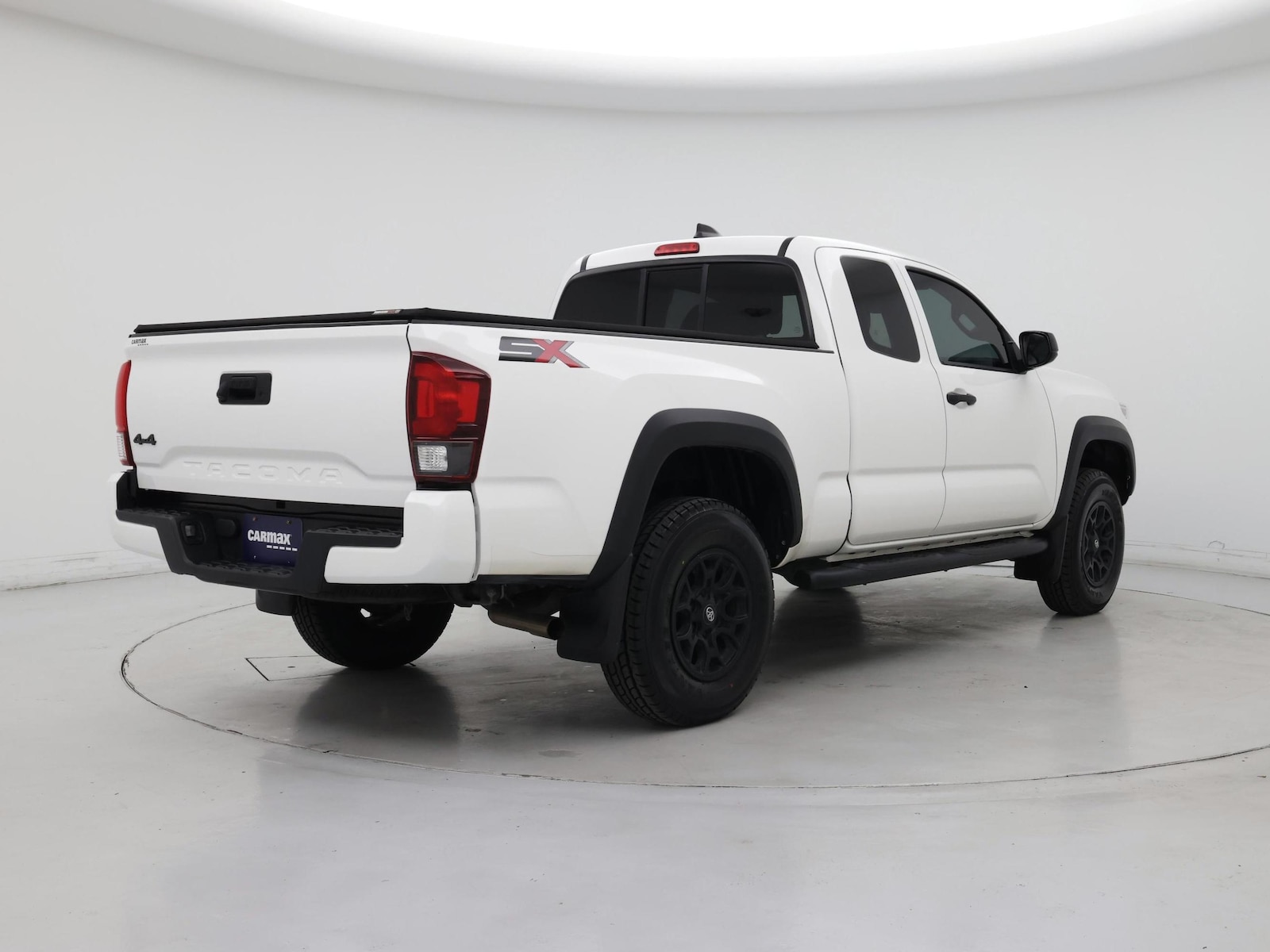 2022 Toyota Tacoma SR - Photo 9