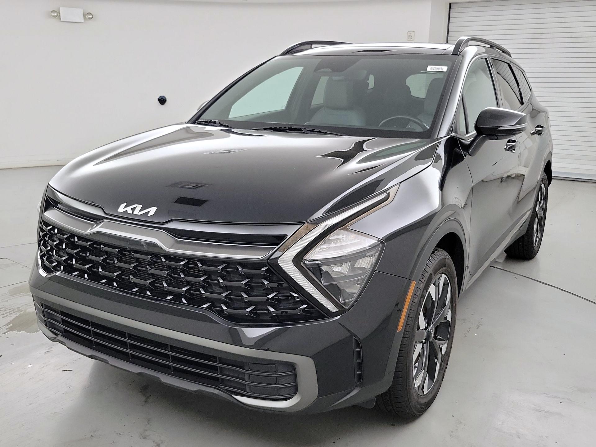 Thumbnail: 2023 Kia Sportage - 3