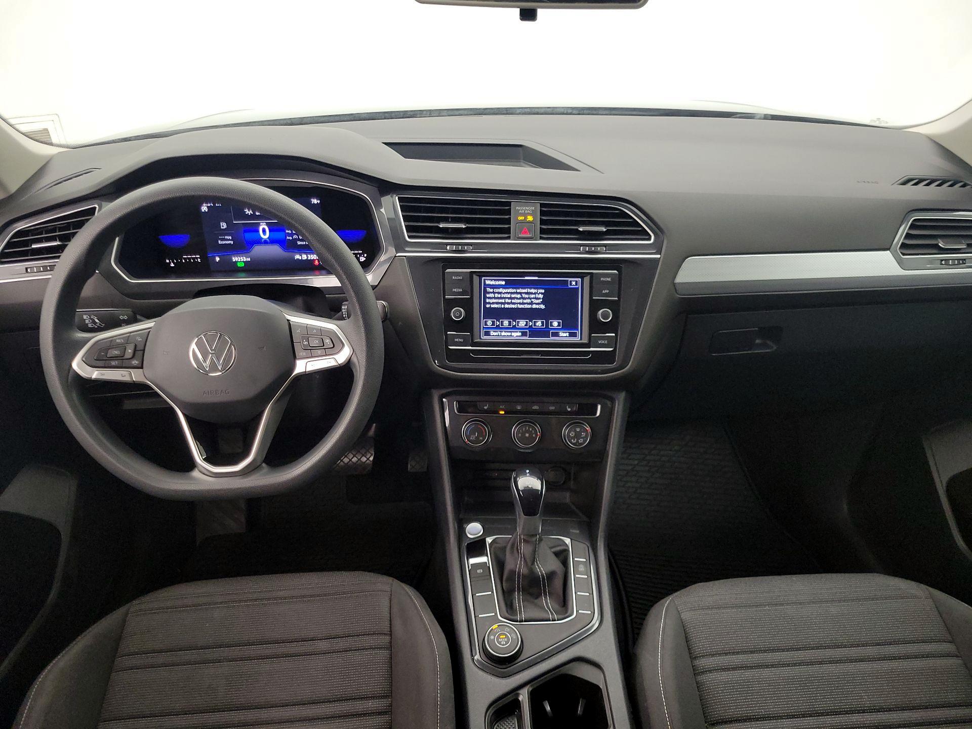Thumbnail: 2022 Volkswagen Tiguan - 9