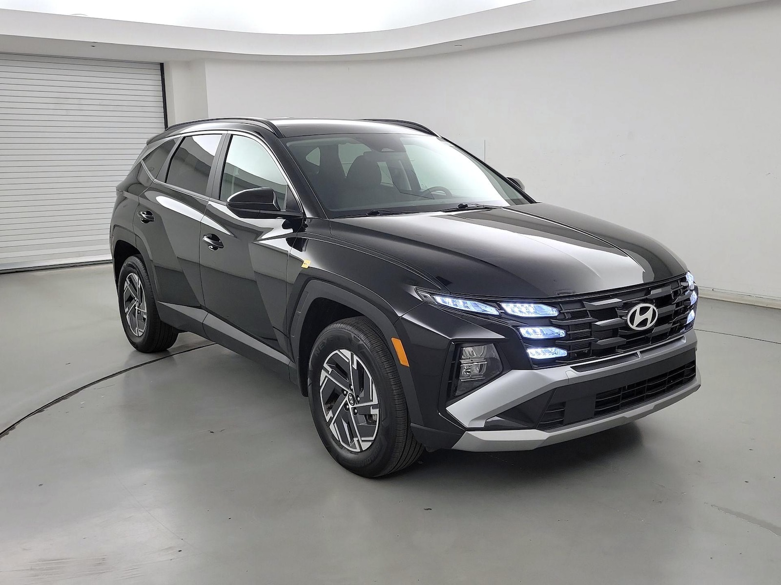 2025 Hyundai Tucson Hybrid
