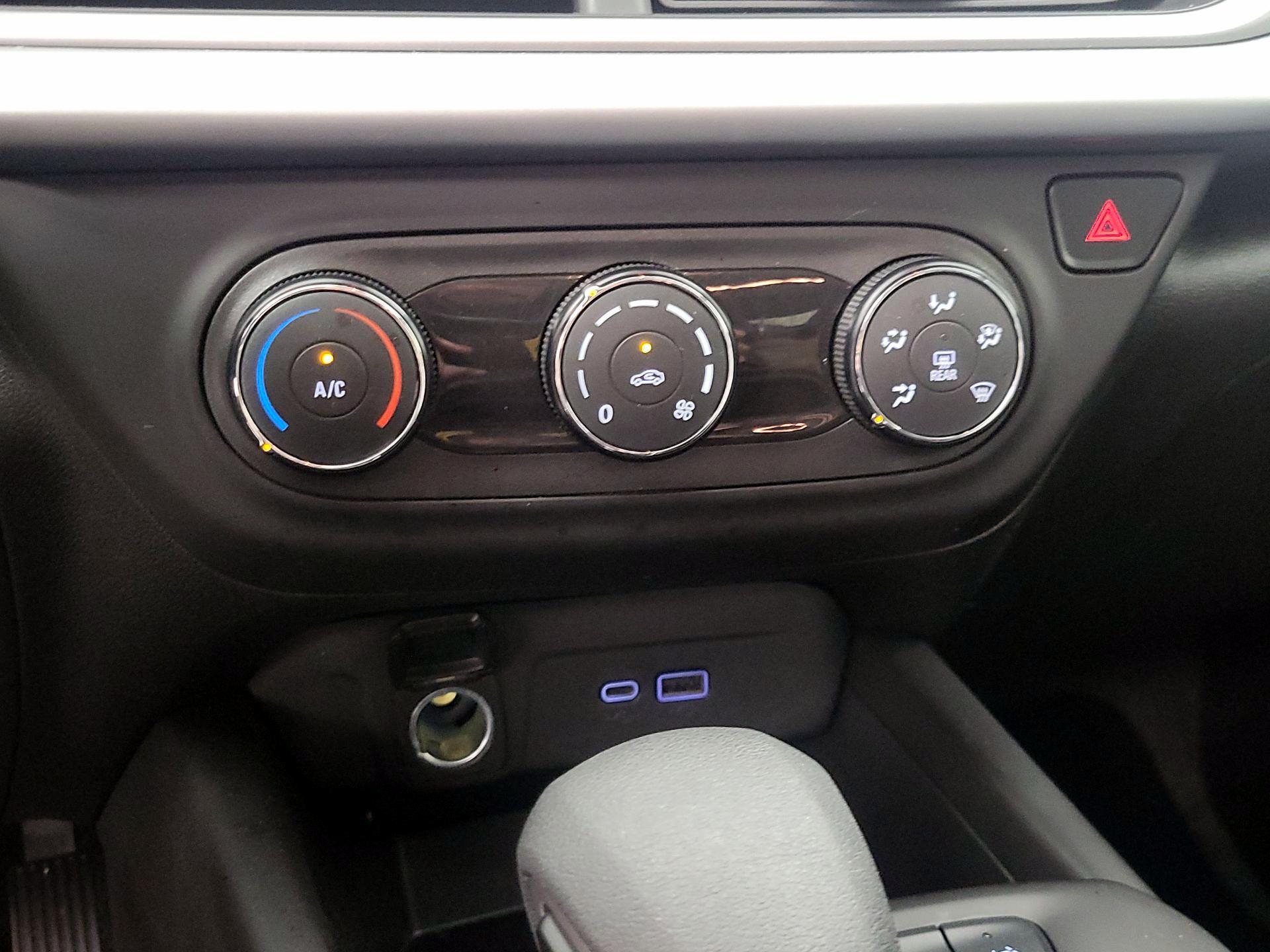 Thumbnail: 2025 Chevrolet Trax - 16