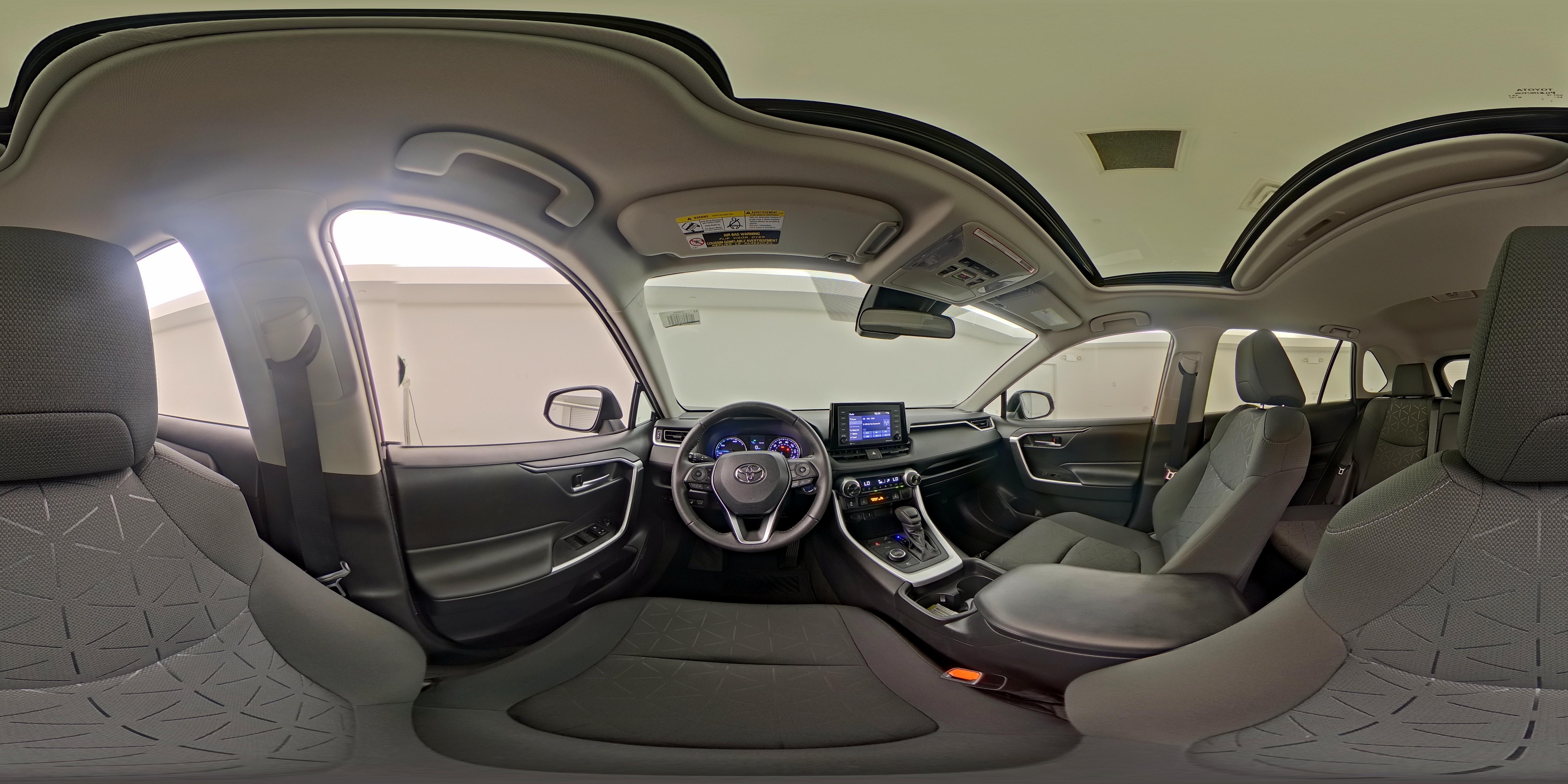 2021 Toyota RAV4 XLE - Photo 27