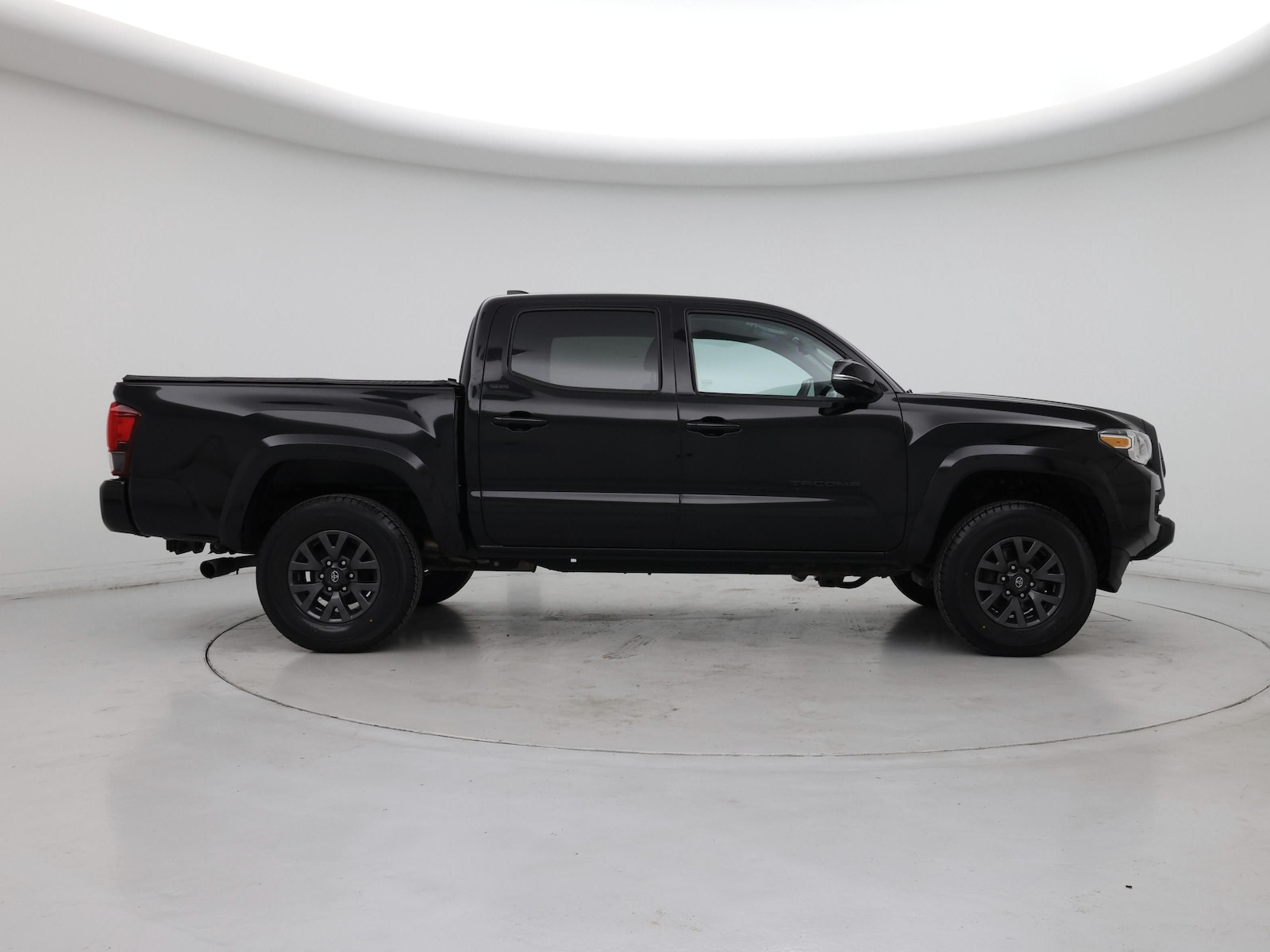 2023 Toyota Tacoma SR5 - Photo 8