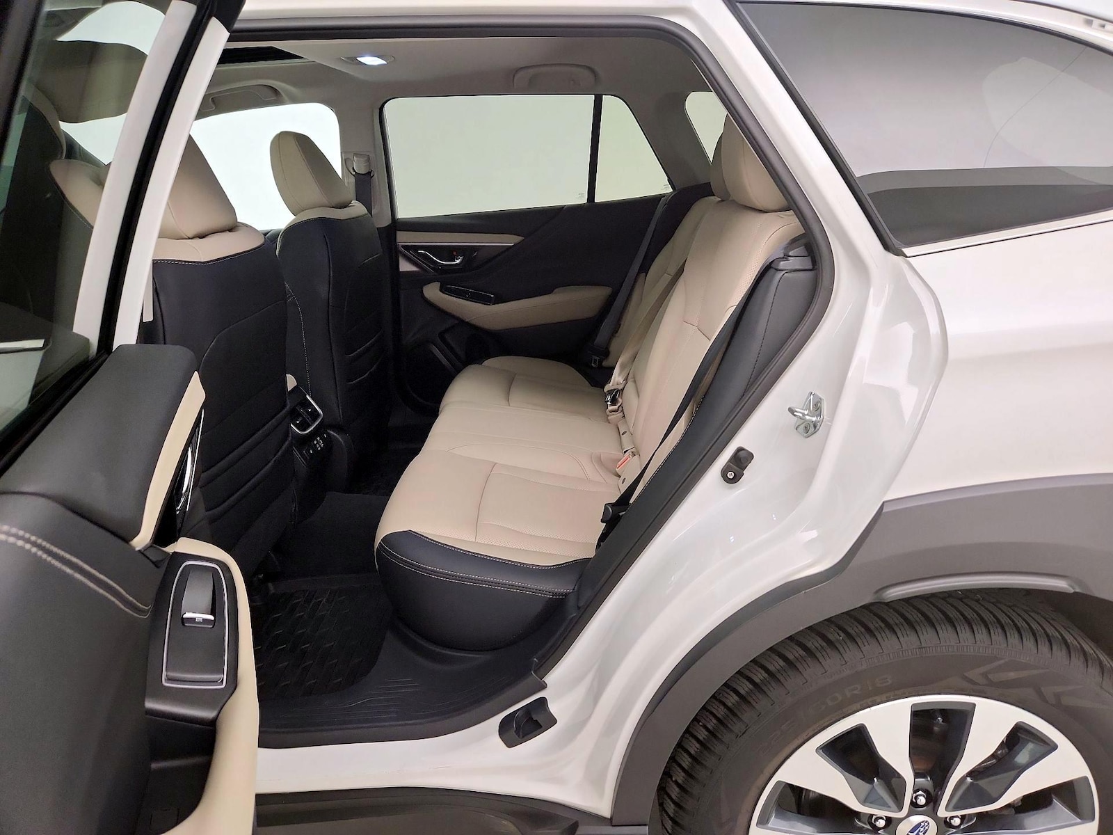 2024 Subaru Outback Limited - Photo 21